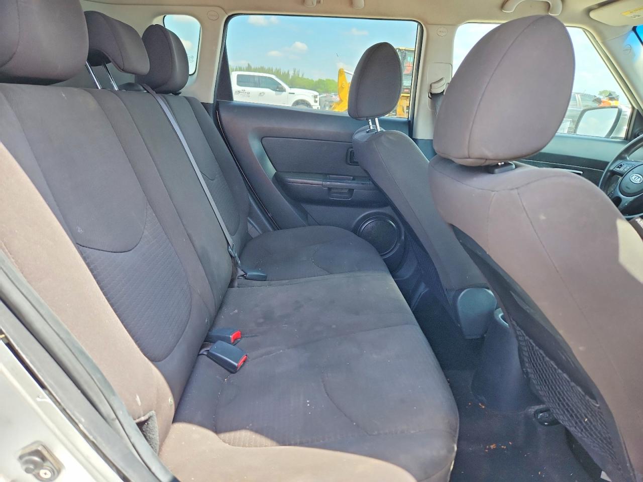 2012 Kia Soul Base Серый vin: KNDJT2A52C7475128