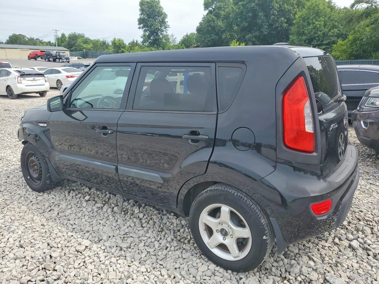 2013 Kia Soul Base Black vin: KNDJT2A52D7487071