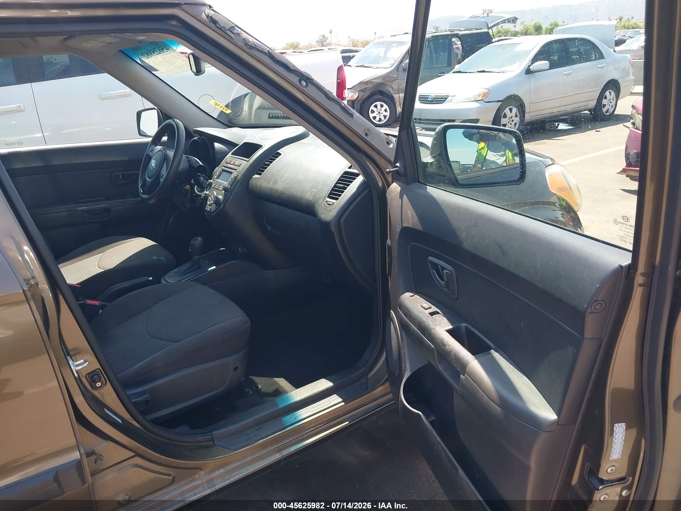 2013 Kia Soul   Green vin: KNDJT2A52D7492061