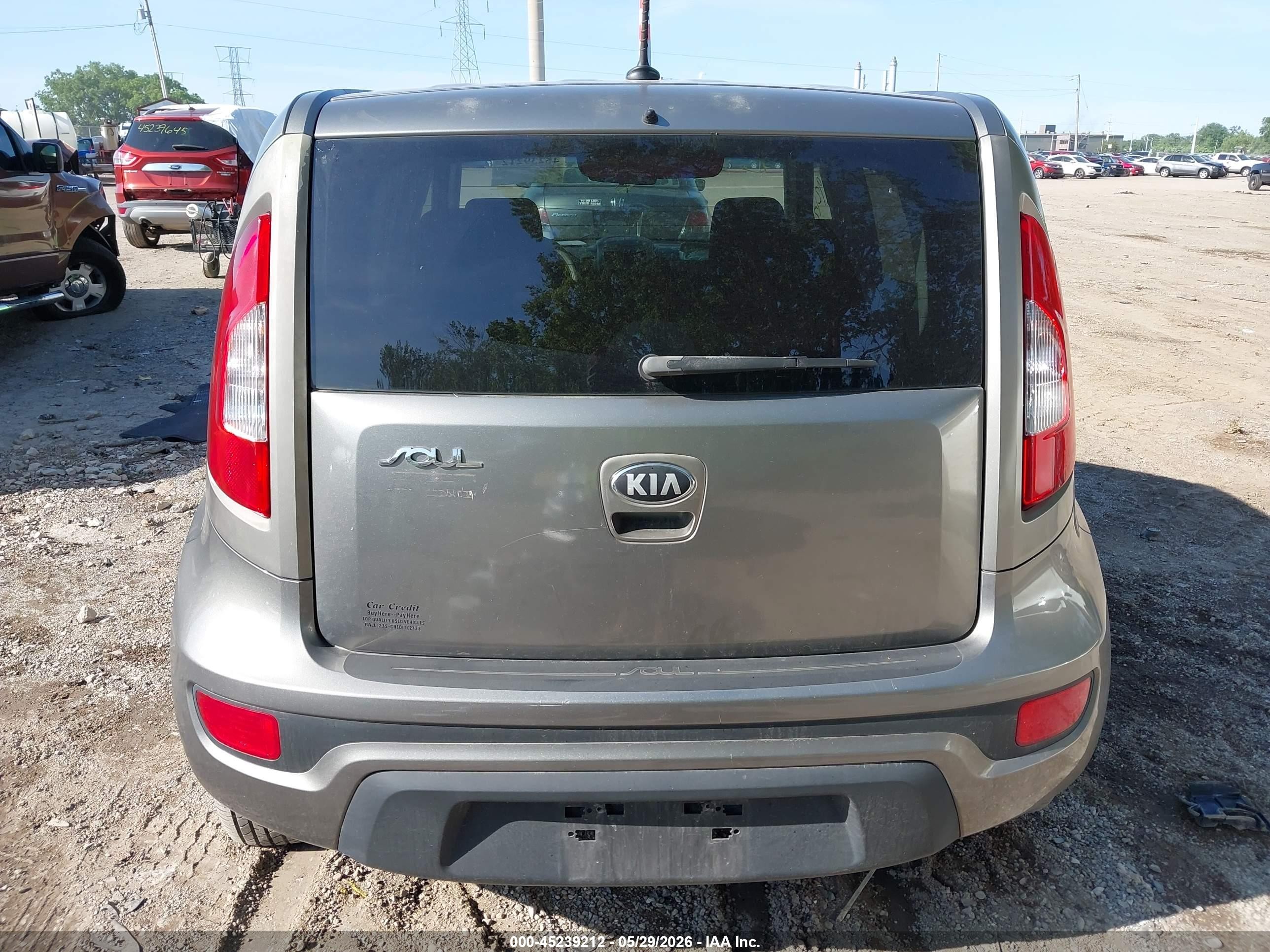 2013 Kia Soul   Gray vin: KNDJT2A52D7492464