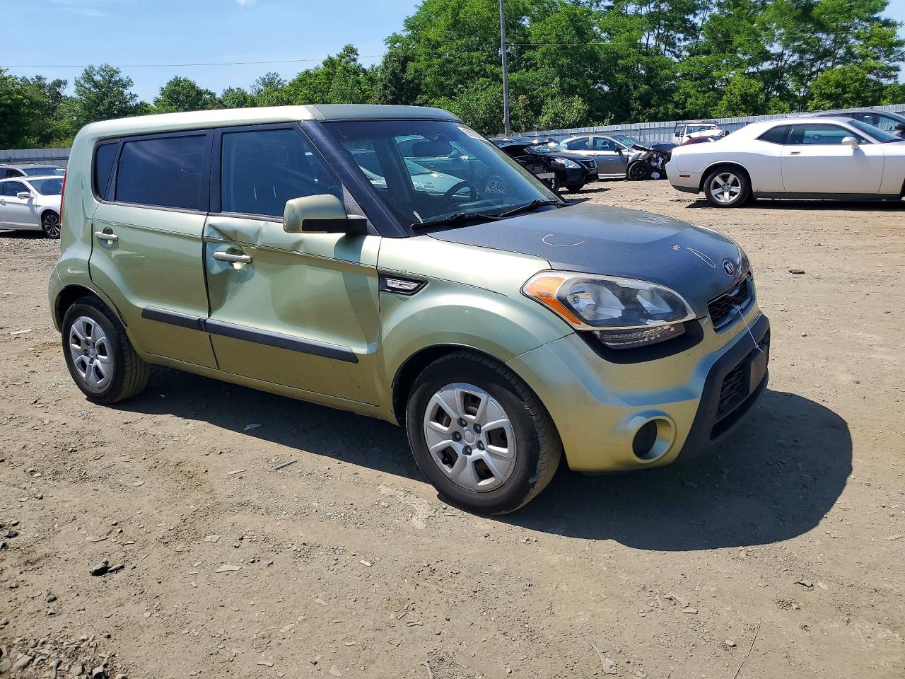 2013 Kia Soul Base Green vin: KNDJT2A52D7525432