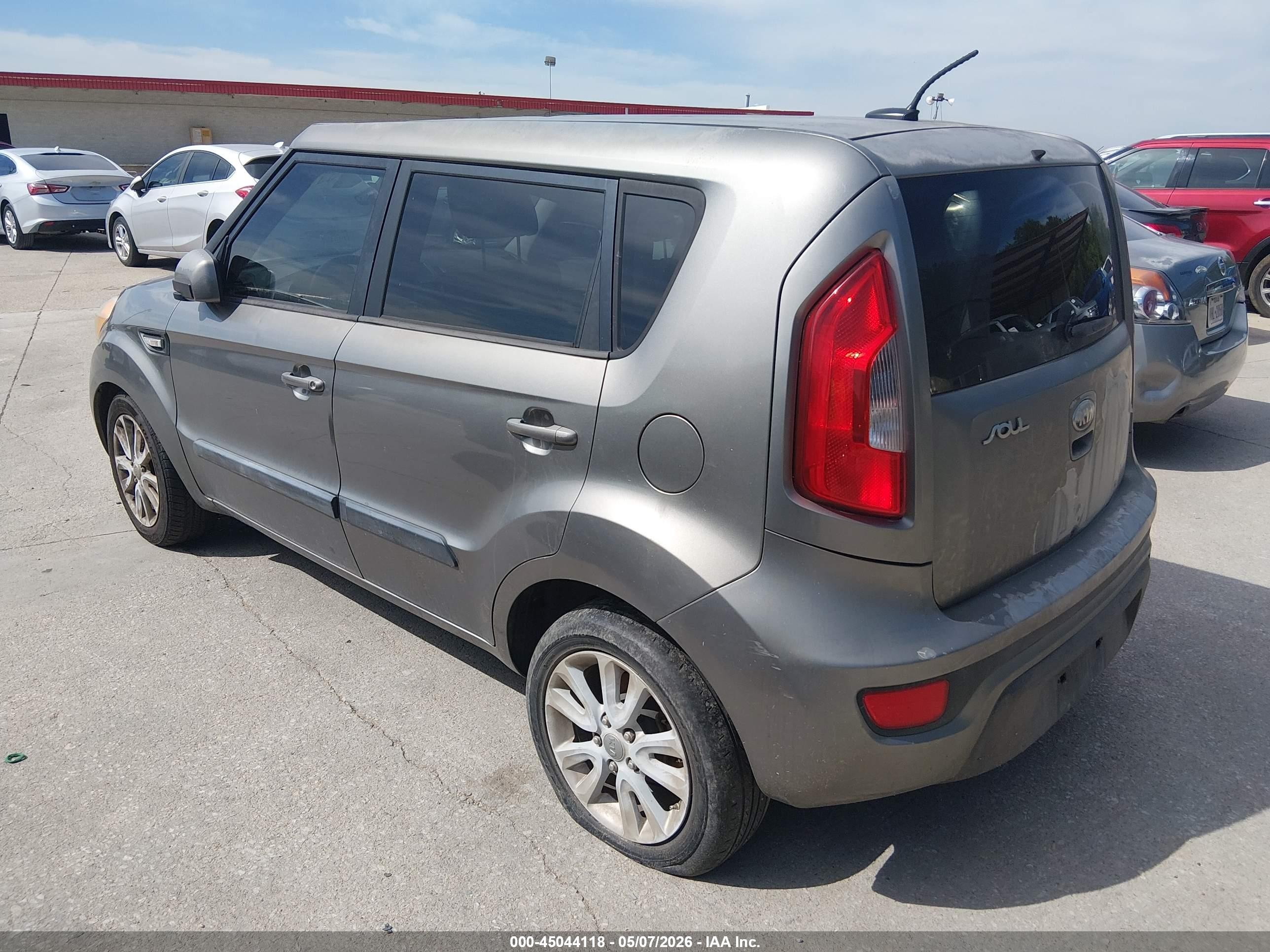 2013 Kia Soul   Gray vin: KNDJT2A52D7539847