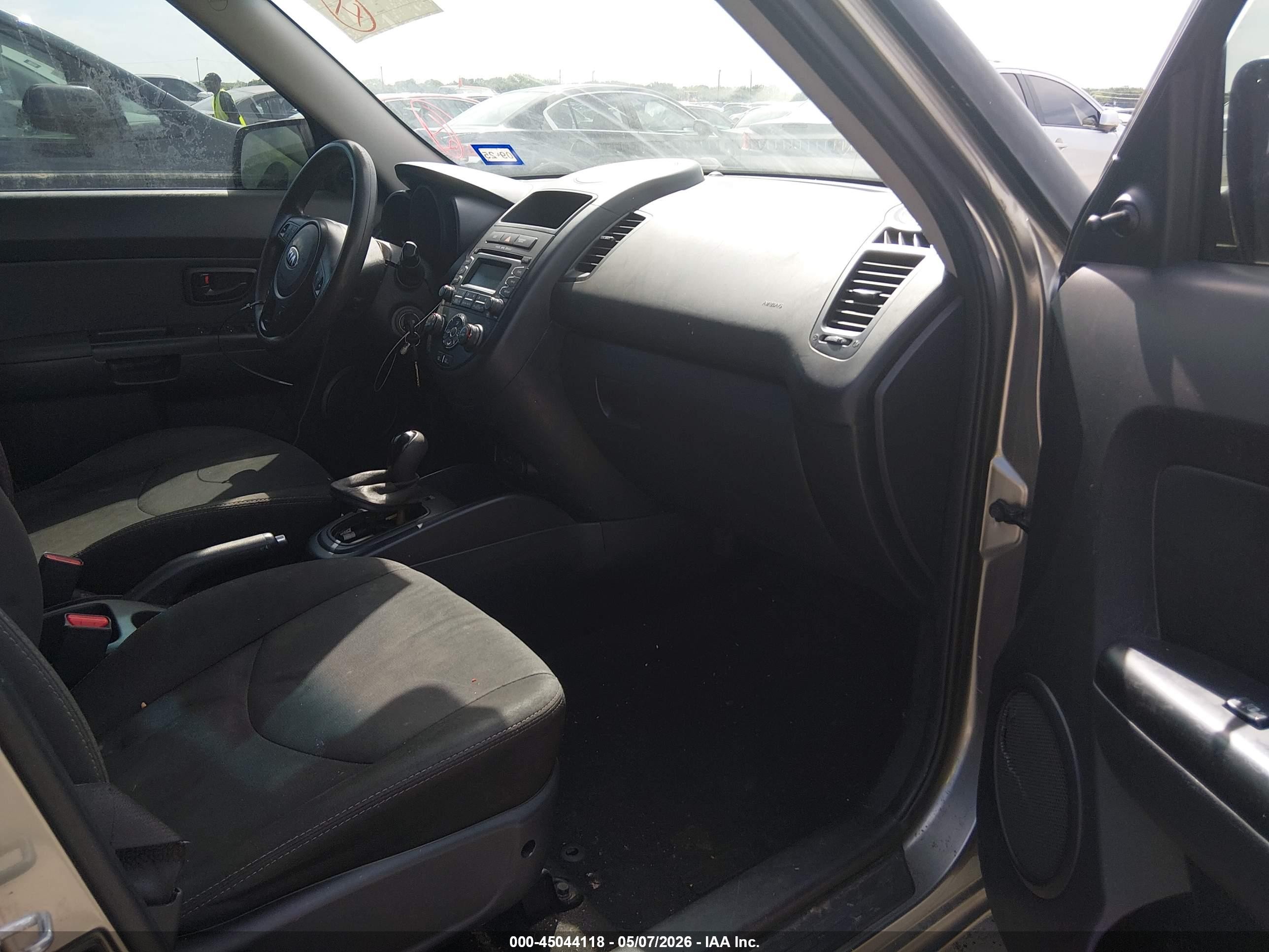 2013 Kia Soul   Gray vin: KNDJT2A52D7539847