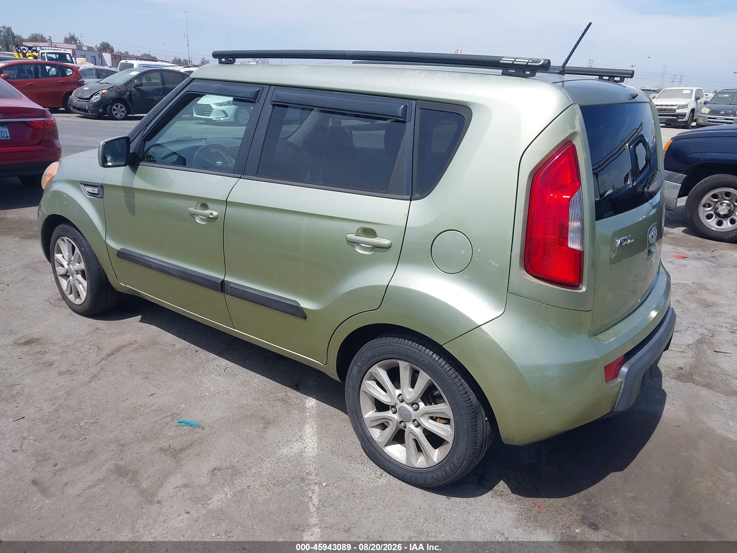2013 Kia Soul   Green vin: KNDJT2A52D7561587