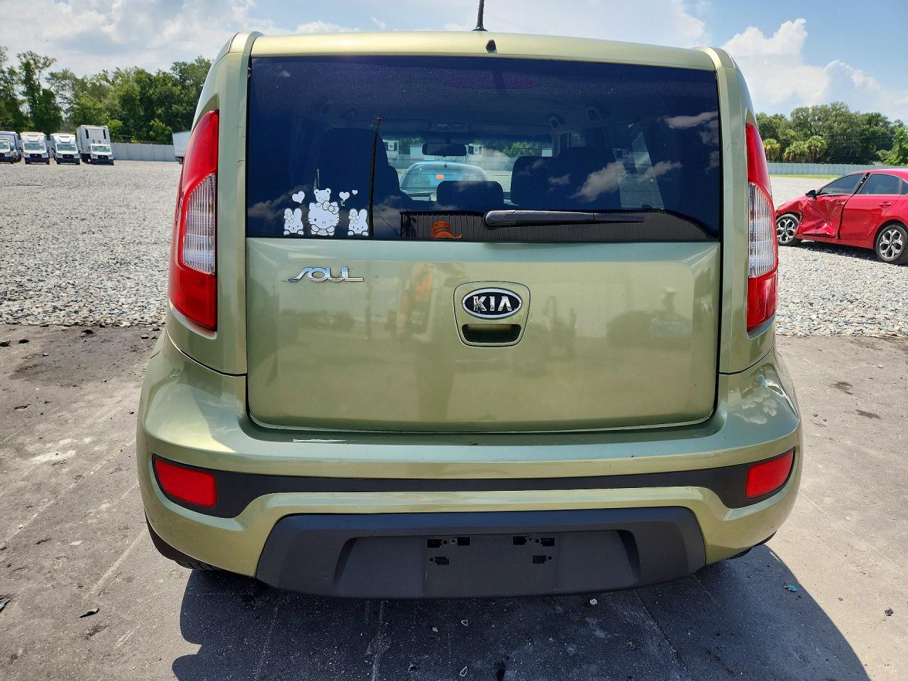 2013 Kia Soul Base Green vin: KNDJT2A52D7592483