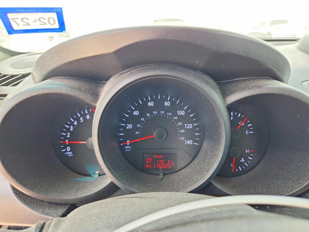 2012 Kia Soul Base Белый vin: KNDJT2A53C7358237