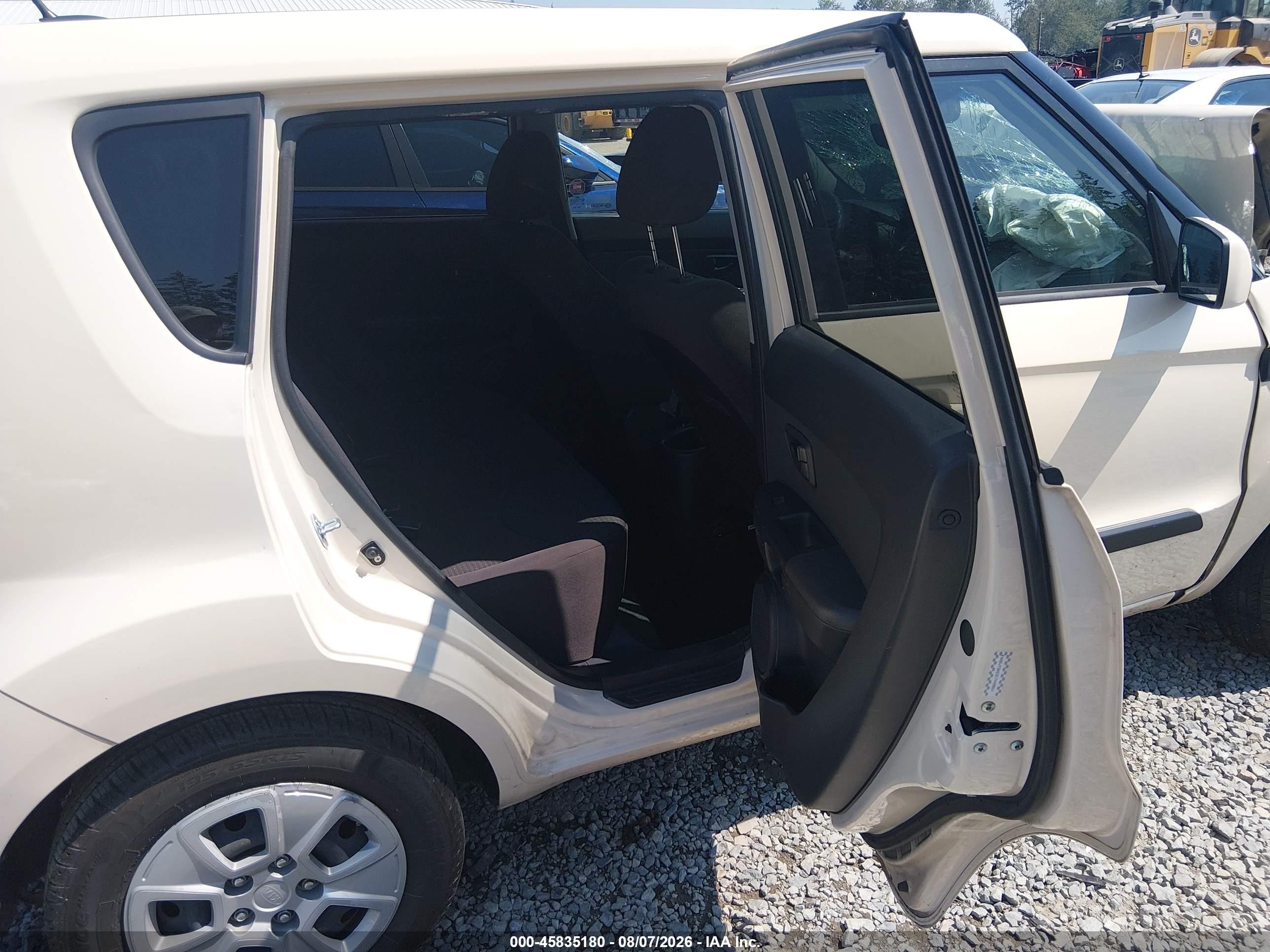 2012 Kia Soul   Cream vin: KNDJT2A53C7448861