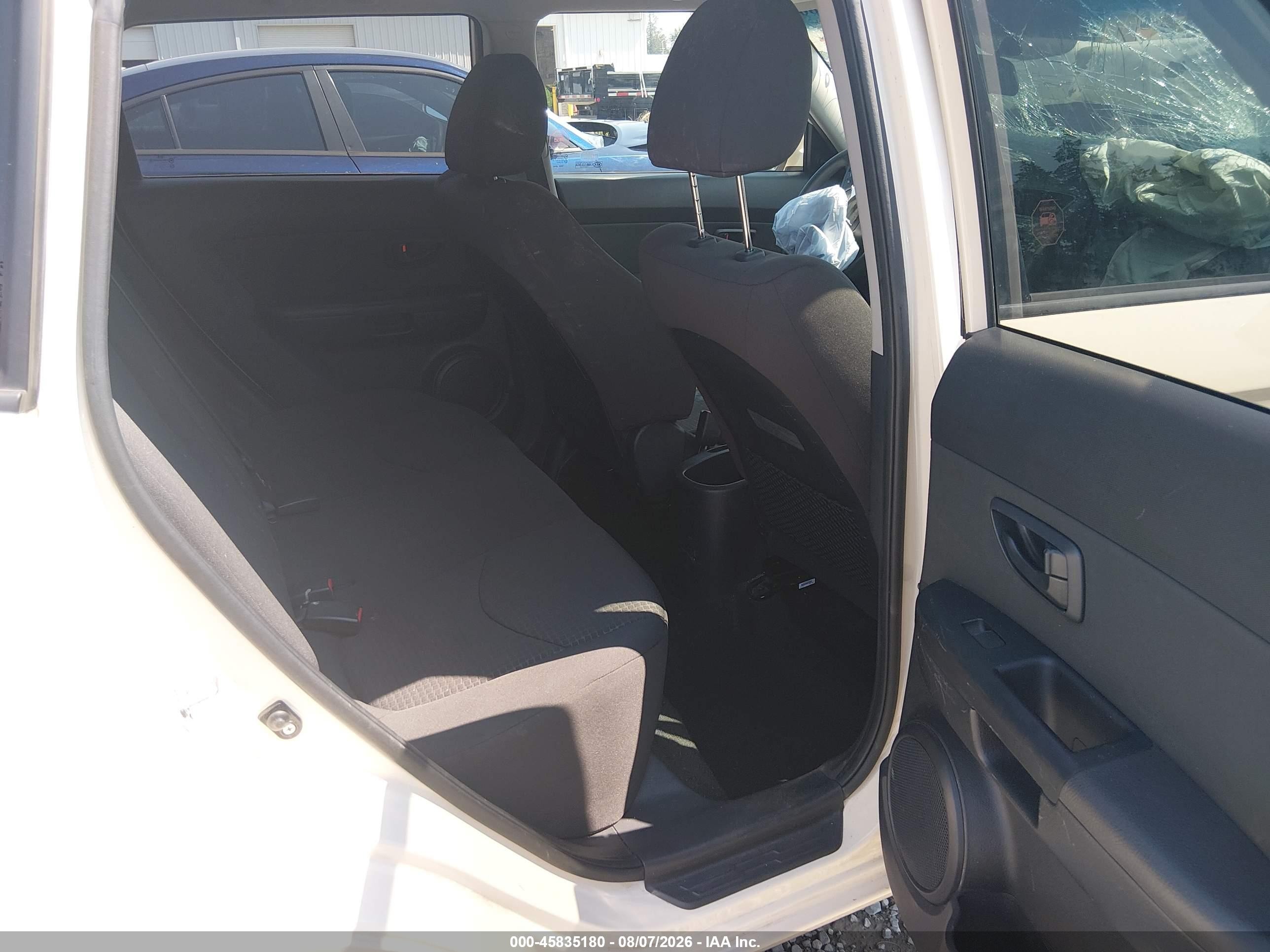 2012 Kia Soul   Cream vin: KNDJT2A53C7448861