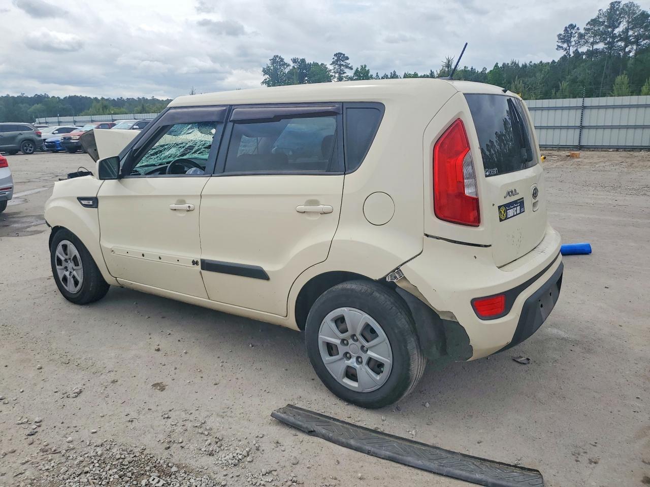 2012 Kia Soul Base Бежевый vin: KNDJT2A53C7463361