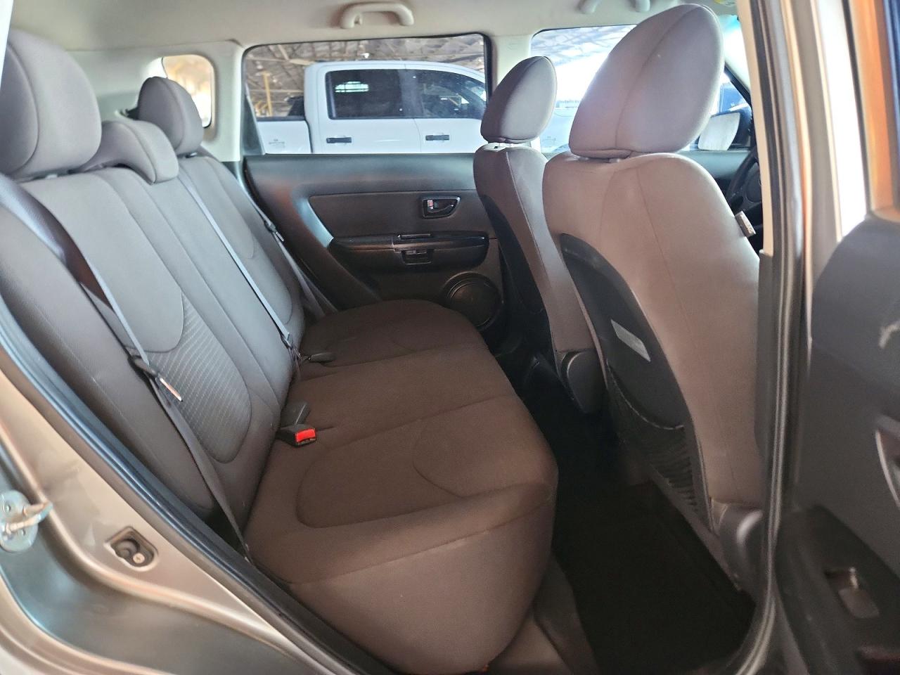 2013 Kia Soul Base Gray vin: KNDJT2A53D7580424