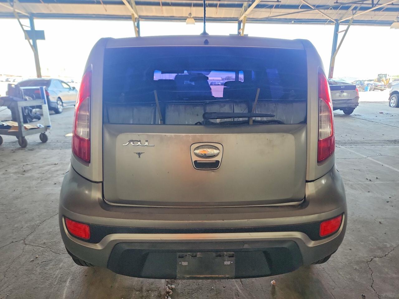 2013 Kia Soul Base Gray vin: KNDJT2A53D7580424