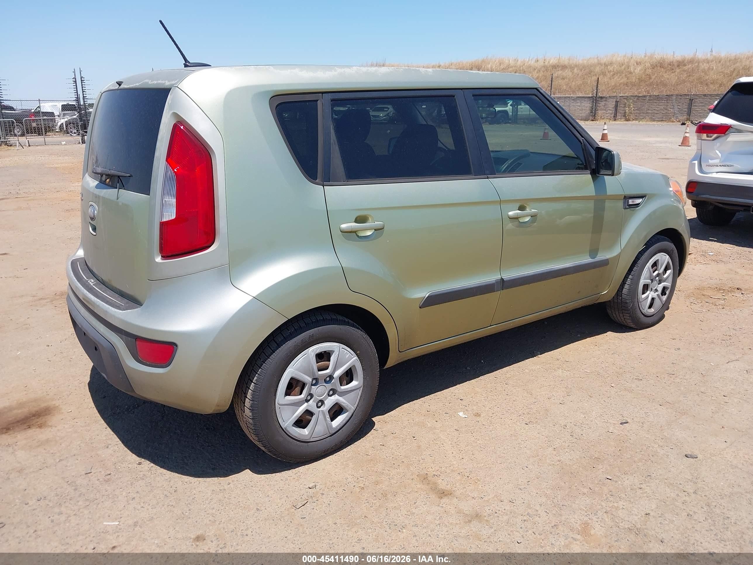 2013 Kia Soul Green vin: KNDJT2A53D7602230