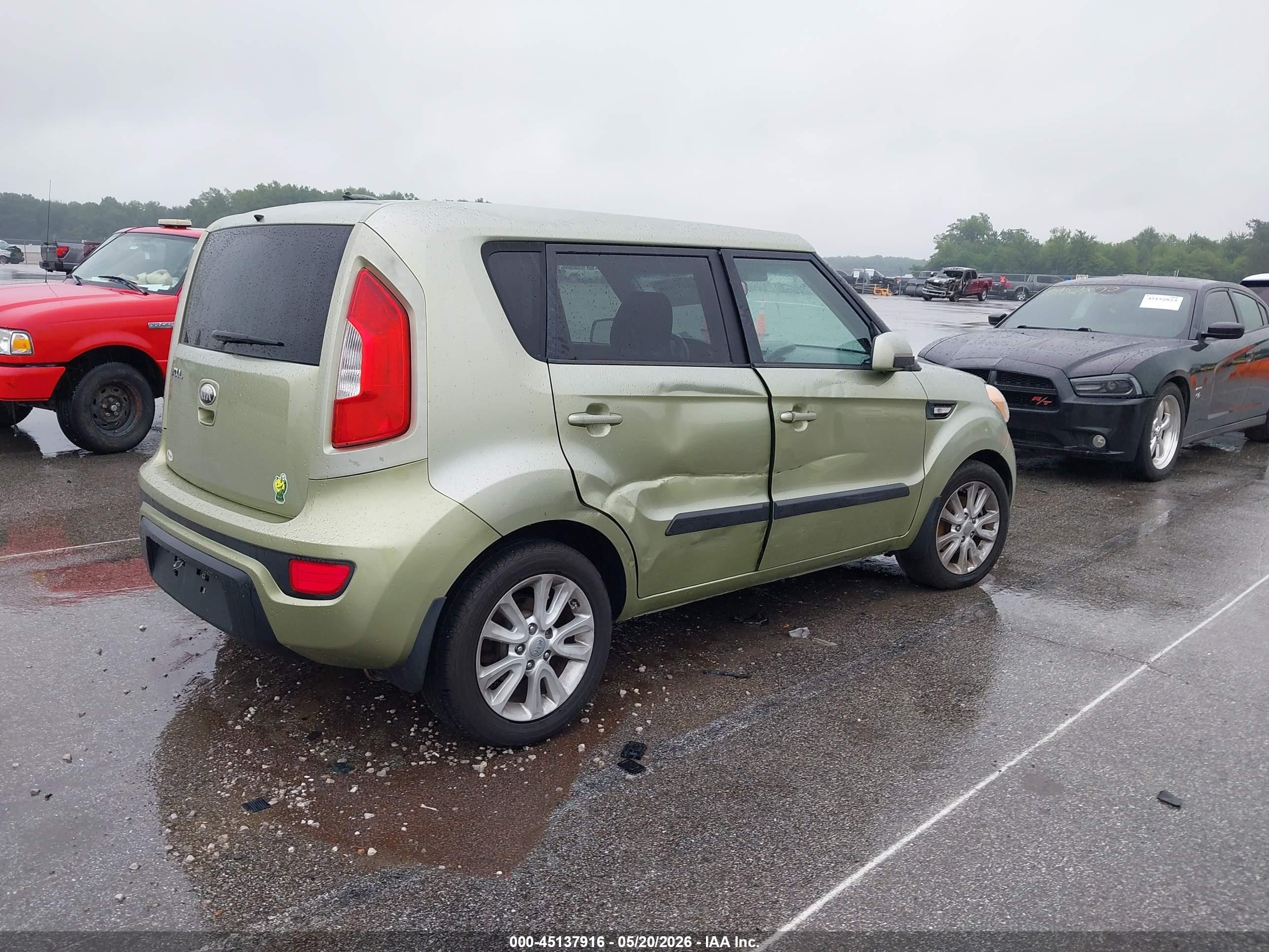 2013 Kia Soul Зеленый vin: KNDJT2A53D7613891
