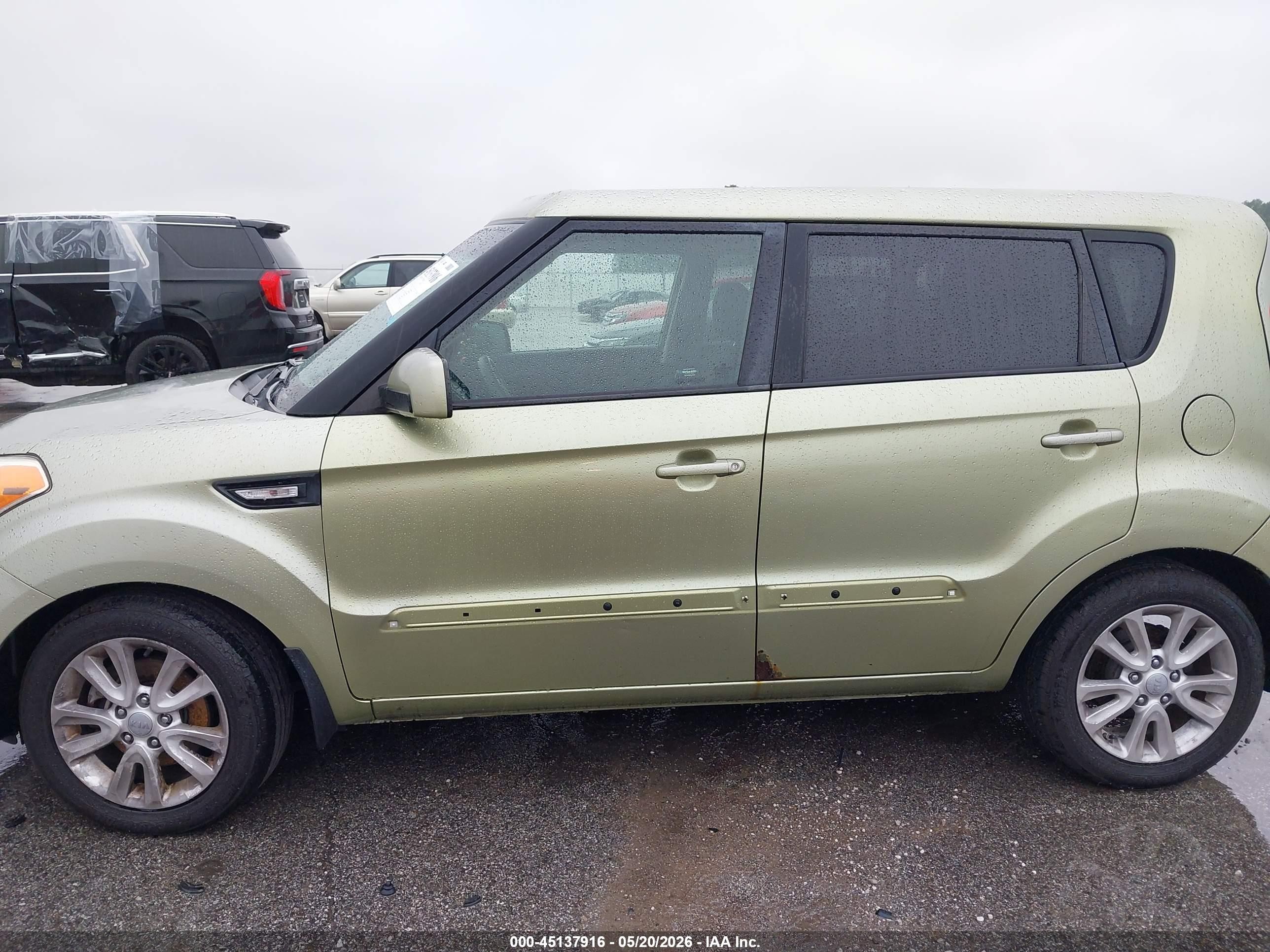 2013 Kia Soul Зеленый vin: KNDJT2A53D7613891
