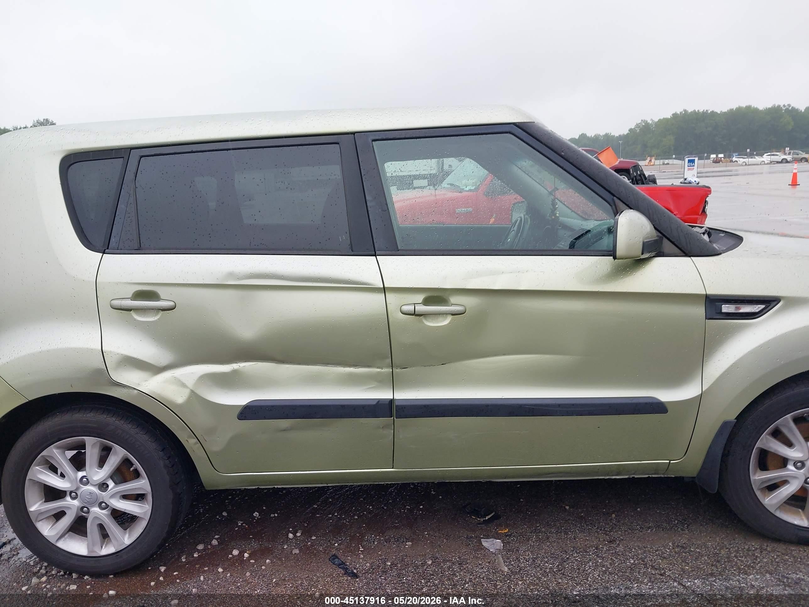 2013 Kia Soul Зеленый vin: KNDJT2A53D7613891