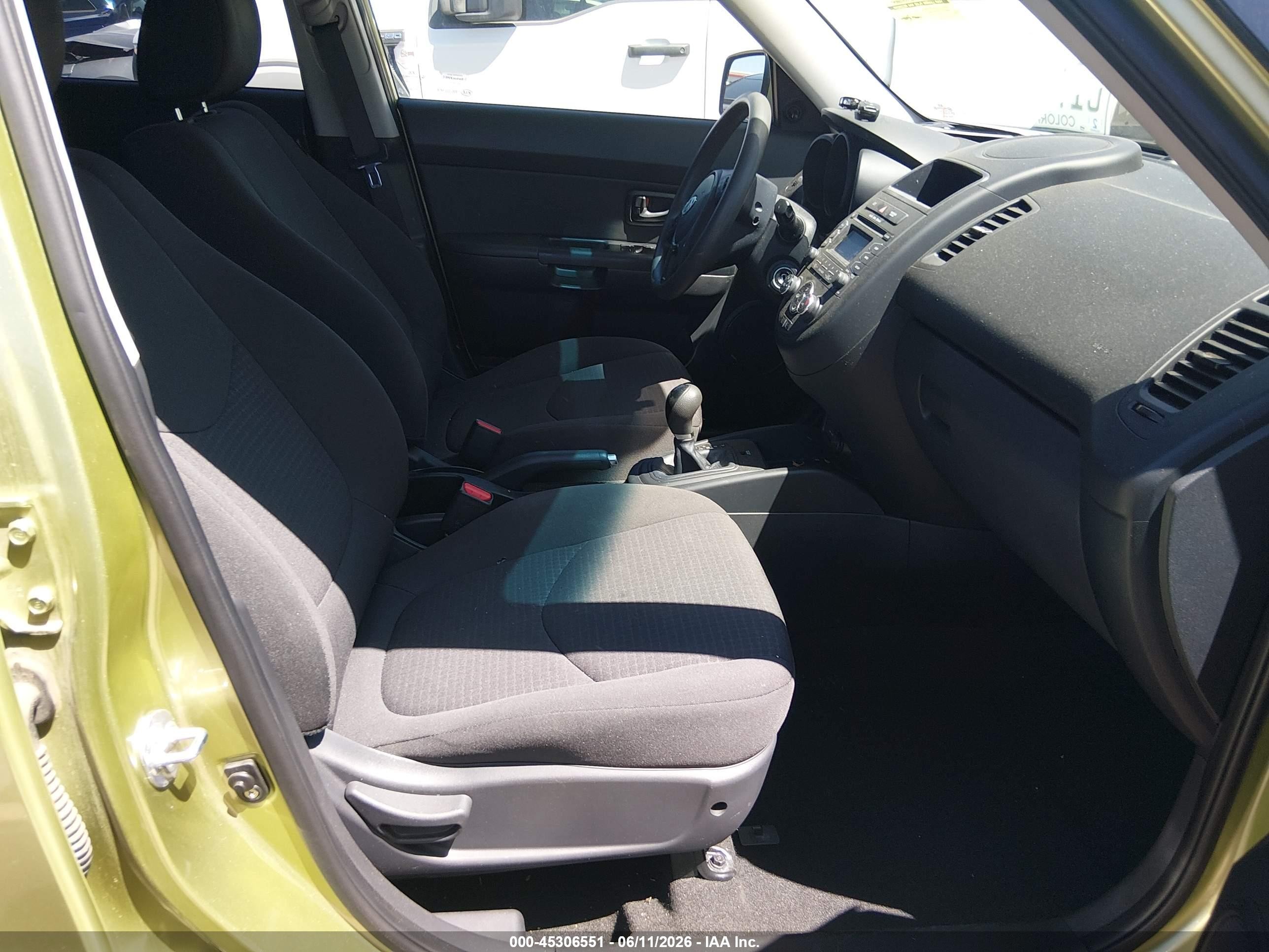 2013 Kia Soul   Green vin: KNDJT2A53D7623823