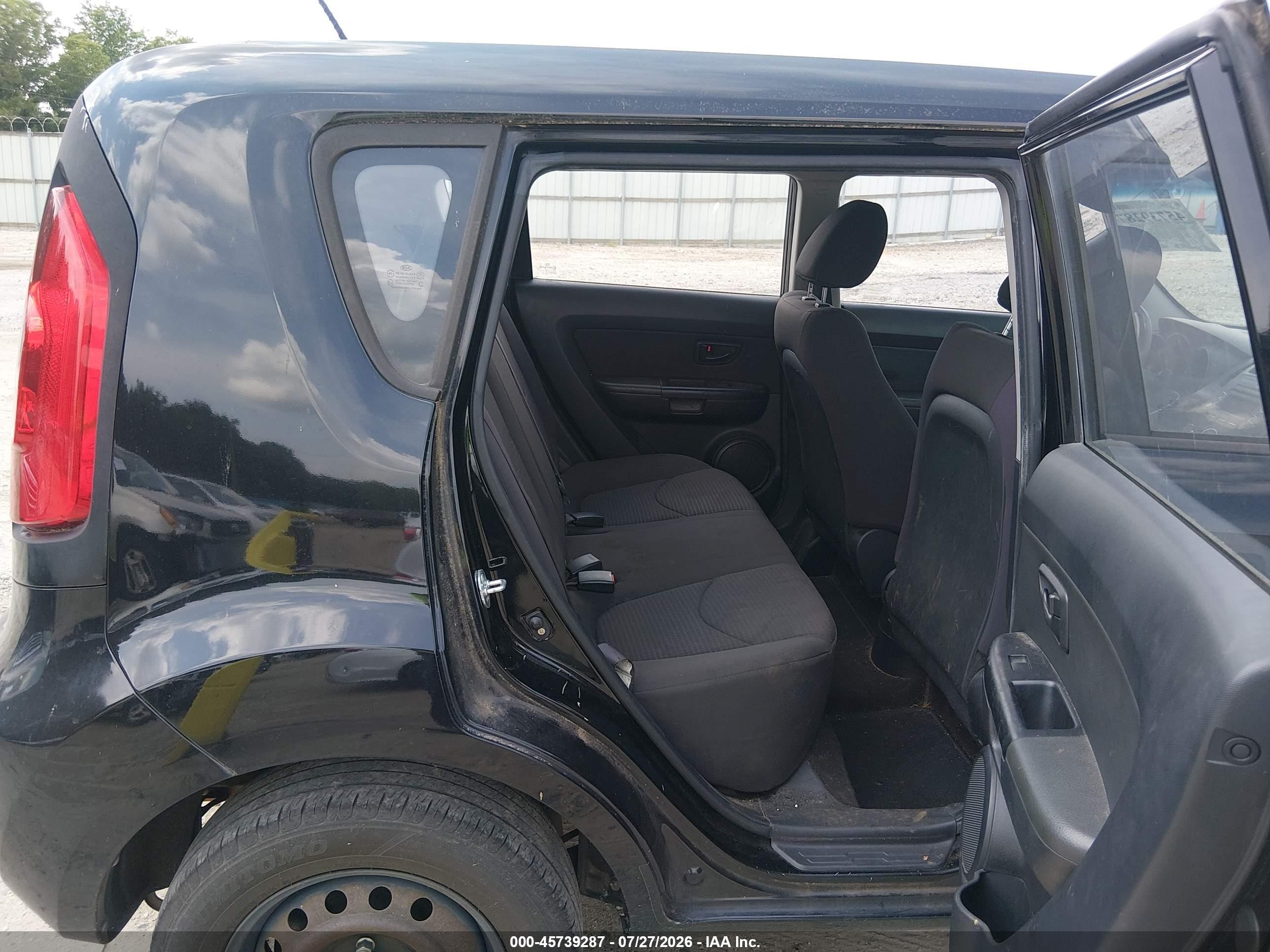 2013 Kia Soul   Black vin: KNDJT2A53D7629282