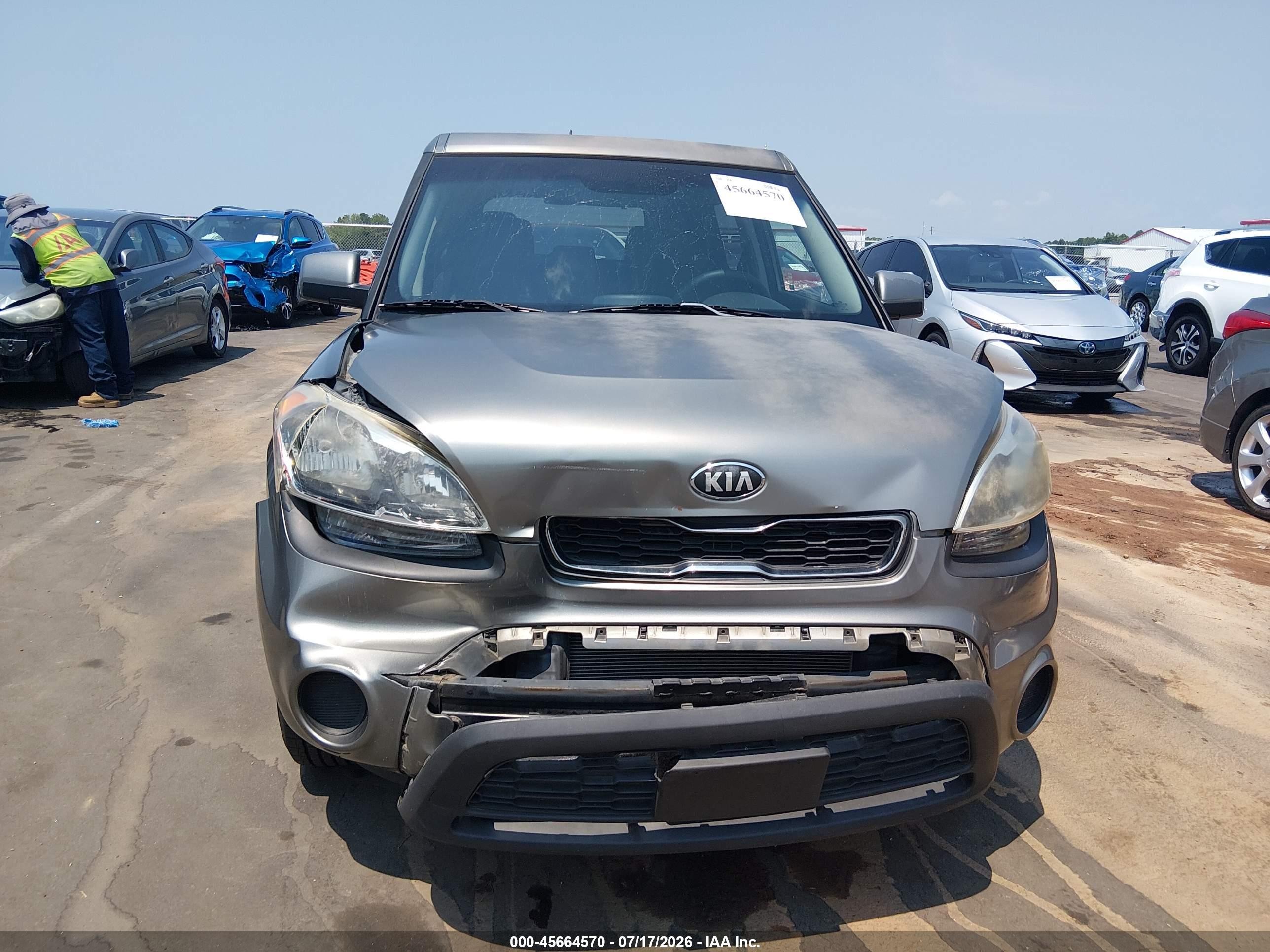 2013 Kia Soul Gray vin: KNDJT2A53D7636524