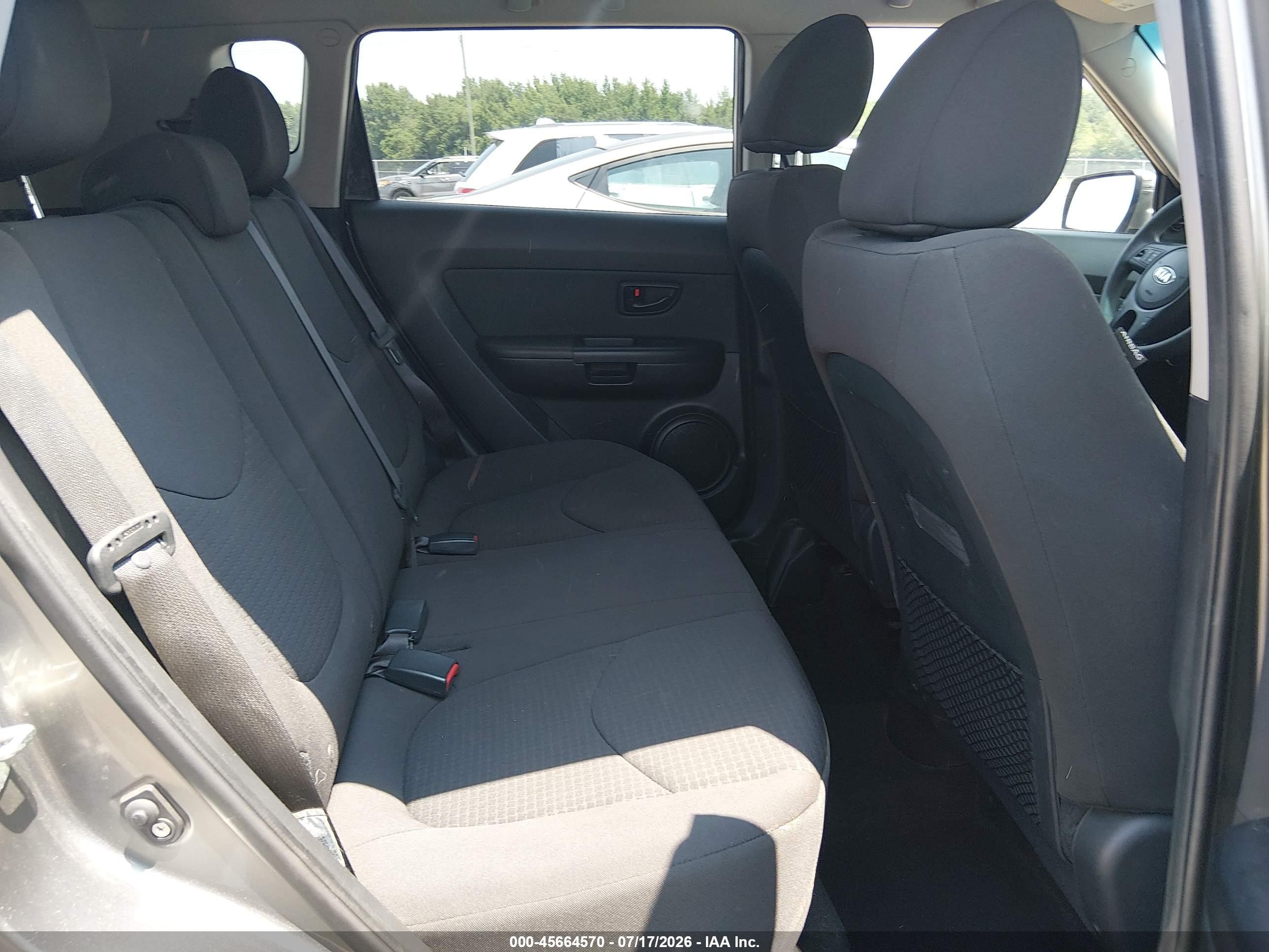 2013 Kia Soul Gray vin: KNDJT2A53D7636524