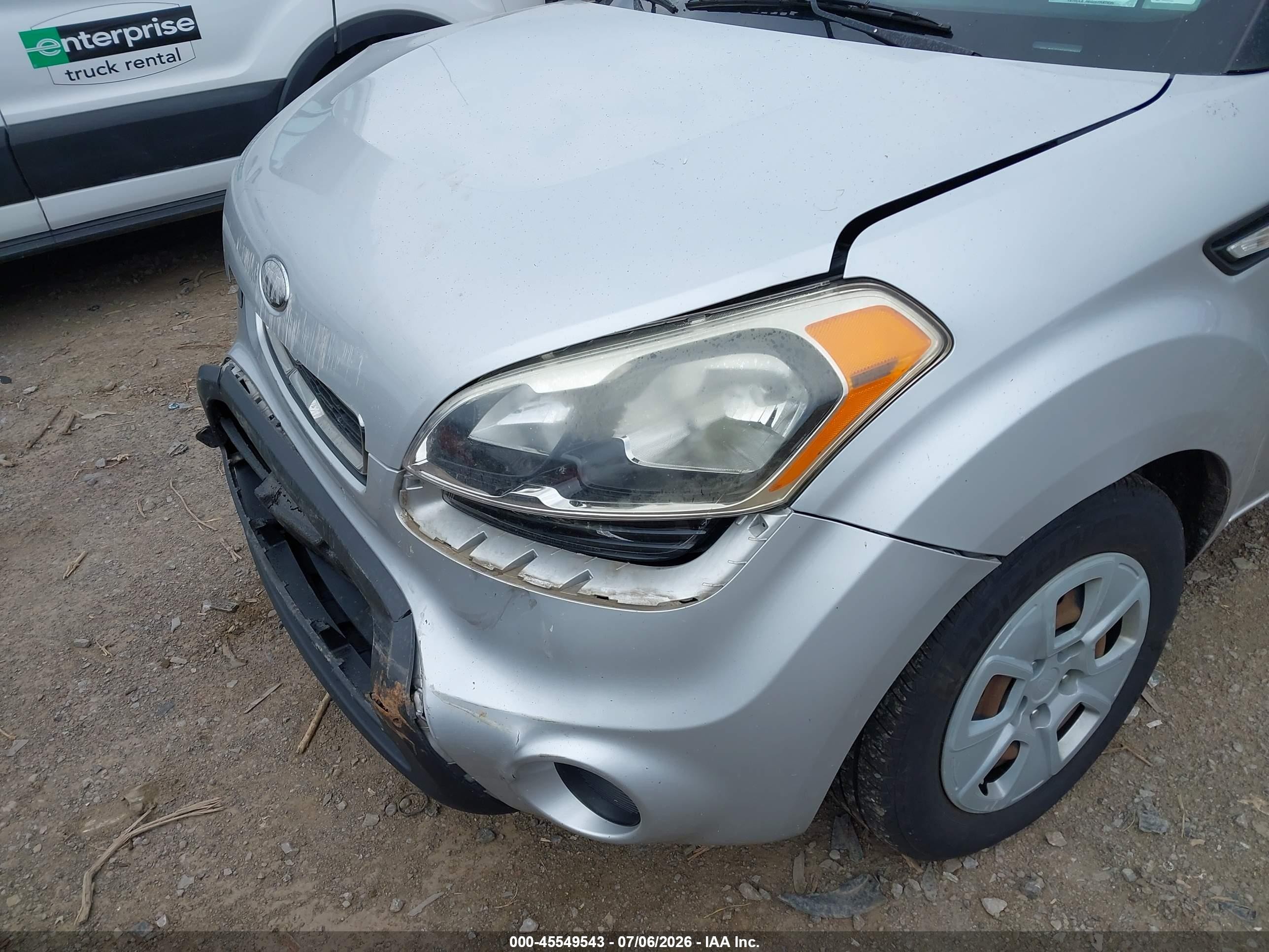 2013 Kia Soul   Серебряный vin: KNDJT2A53D7759644