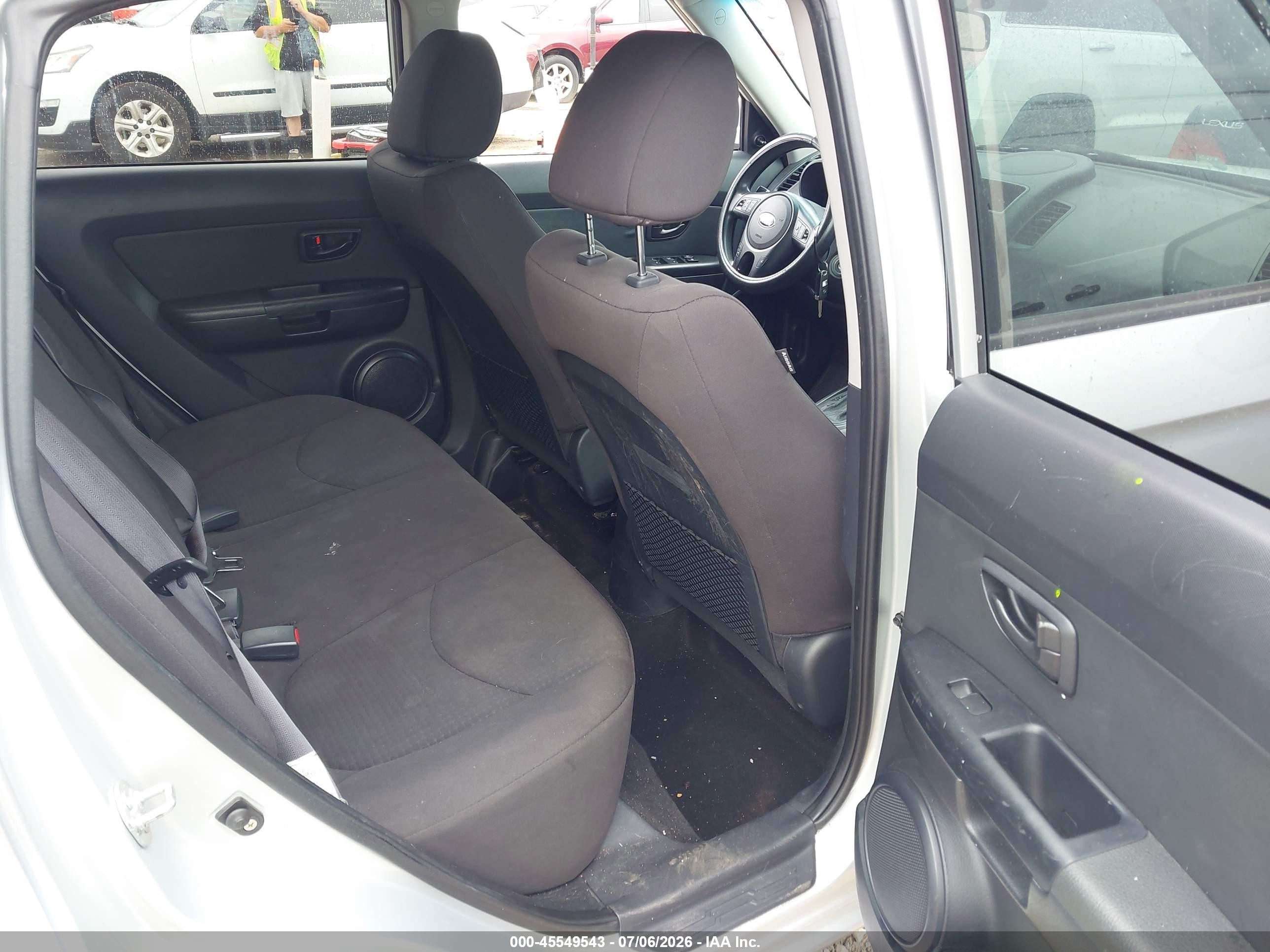 2013 Kia Soul   Серебряный vin: KNDJT2A53D7759644