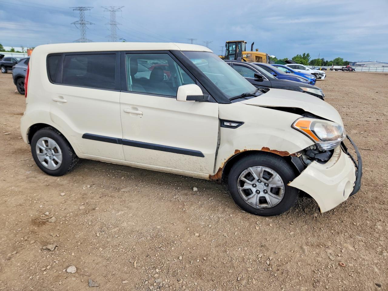 2012 Kia Soul Base Cream vin: KNDJT2A54C7408143