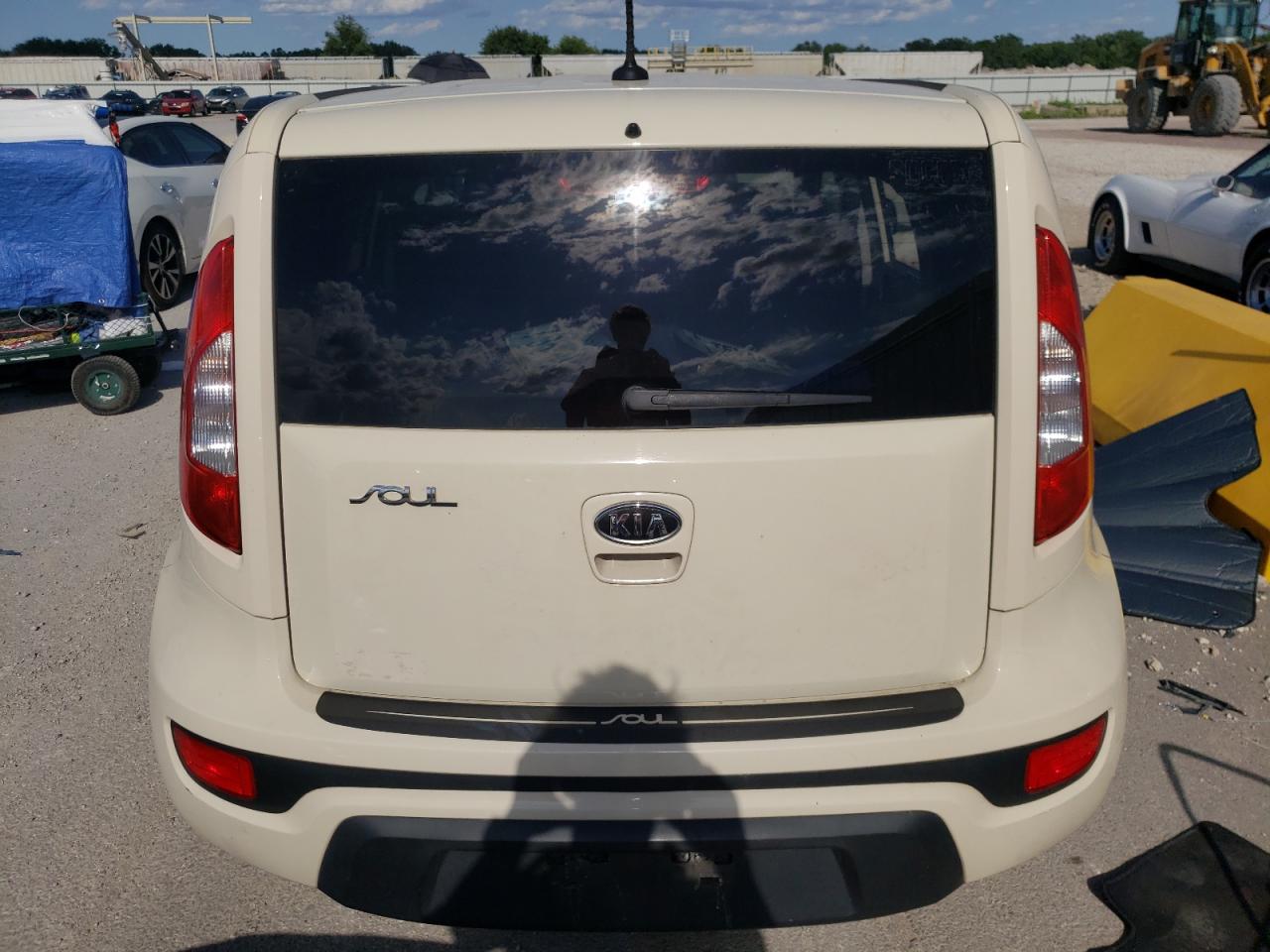 2012 Kia Soul  Beige vin: KNDJT2A54C7461277