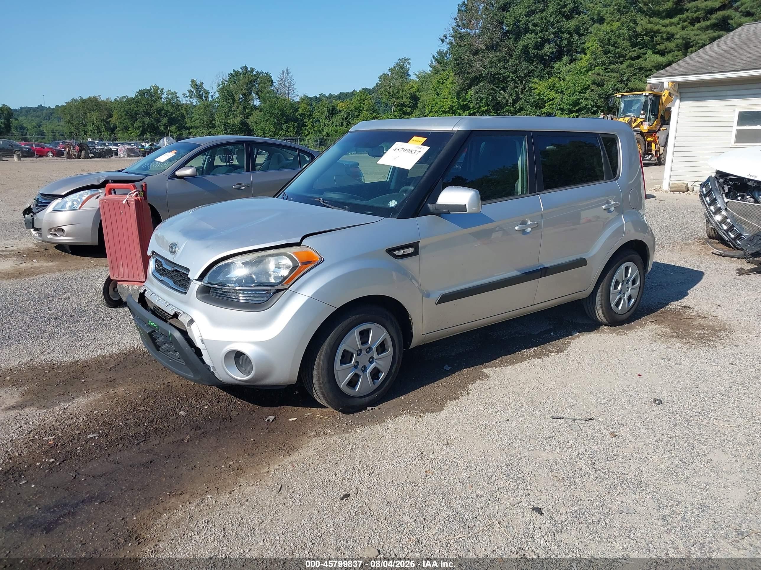 2012 Kia Soul   Silver vin: KNDJT2A54C7463739