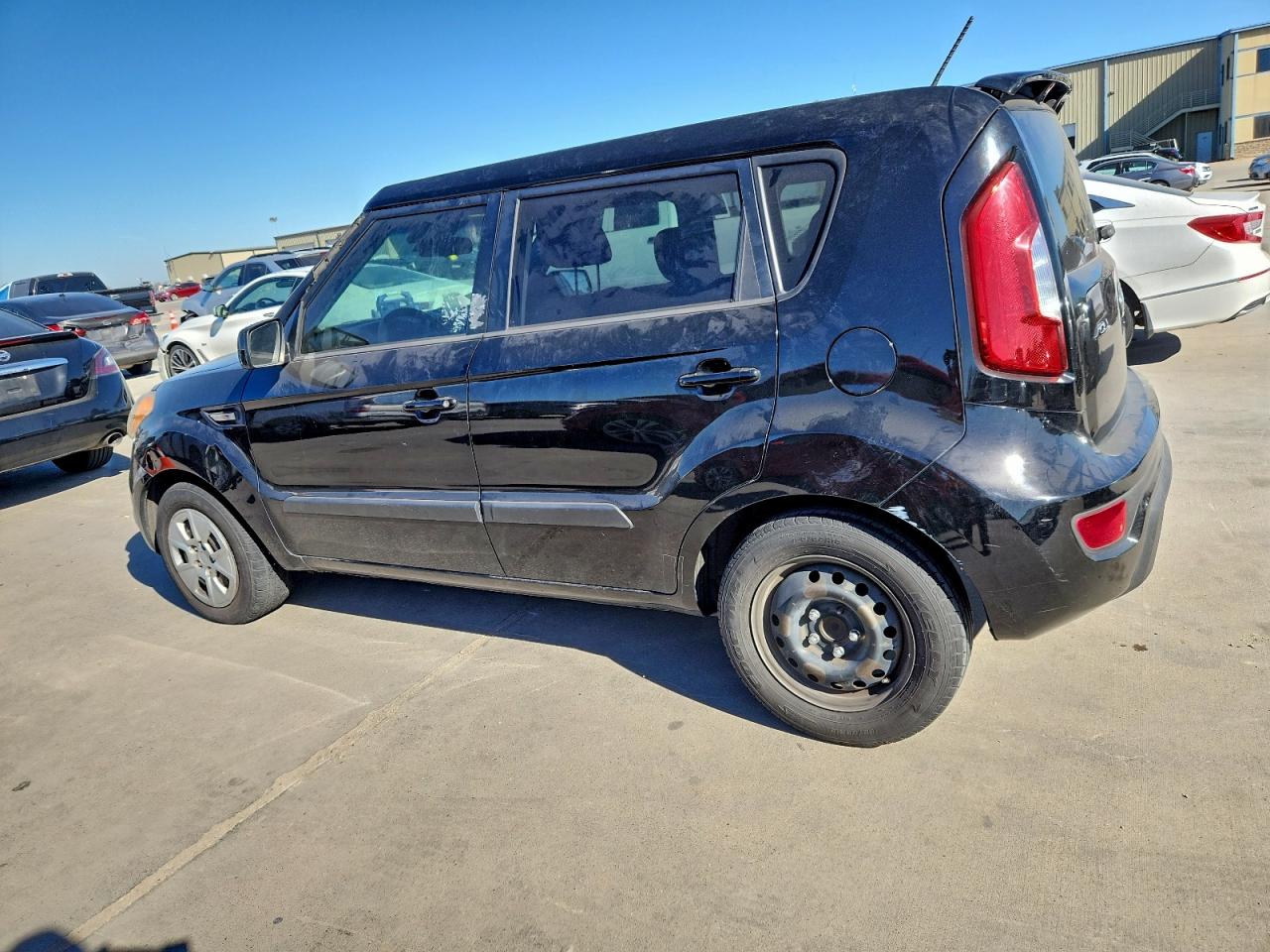 2012 Kia Soul Base Black vin: KNDJT2A54C7744424