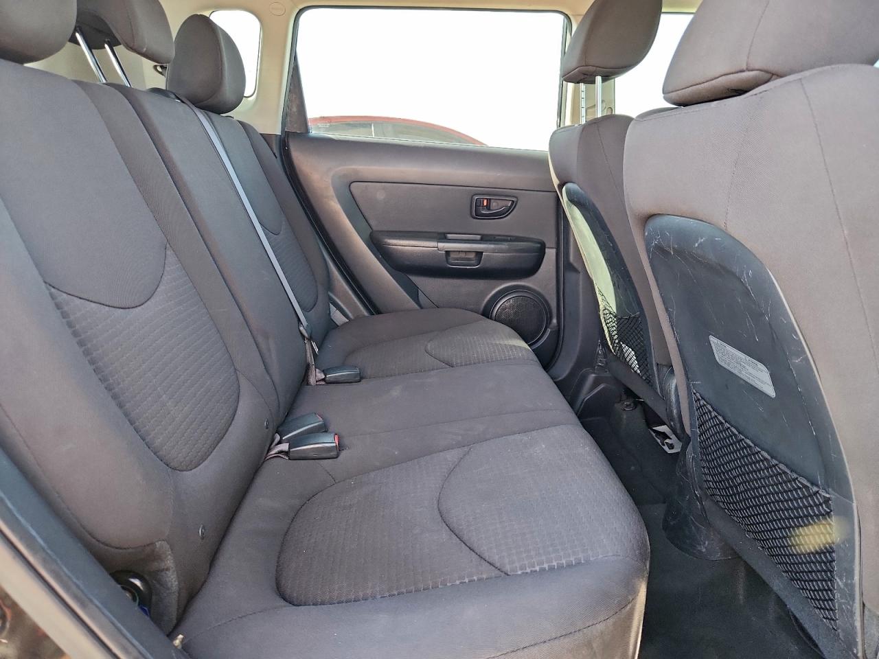 2012 Kia Soul Base Black vin: KNDJT2A54C7744424