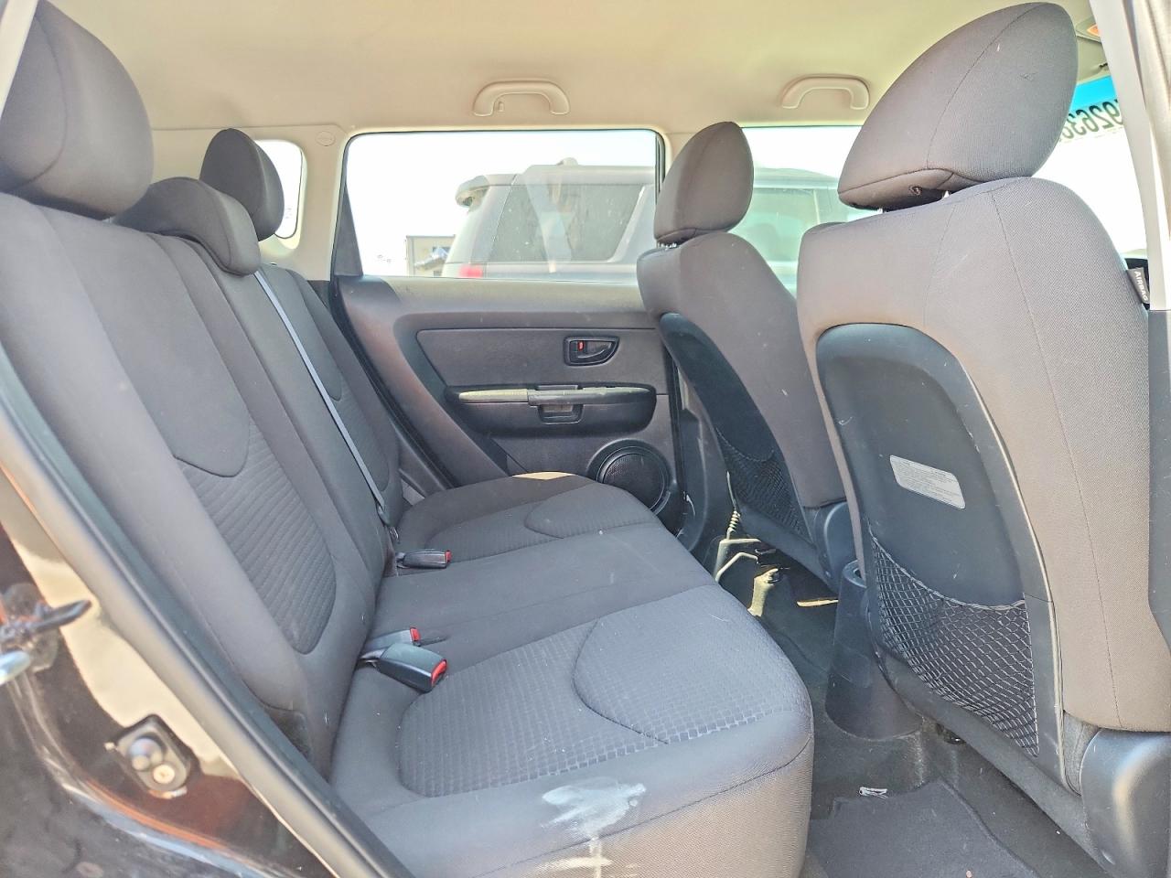 2012 Kia Soul Base Black vin: KNDJT2A54C7745721