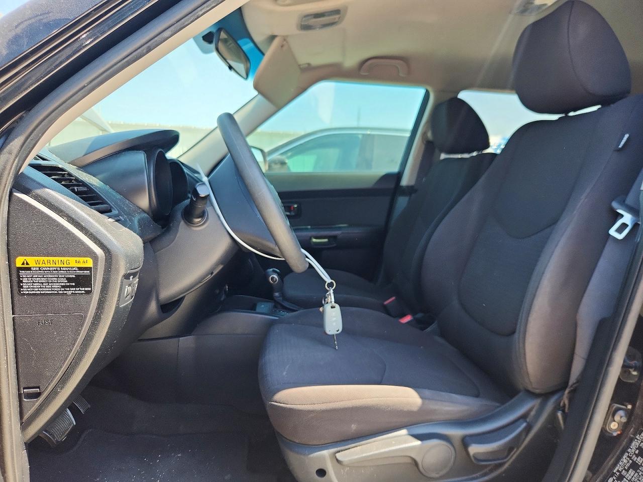2012 Kia Soul Base Black vin: KNDJT2A54C7745721
