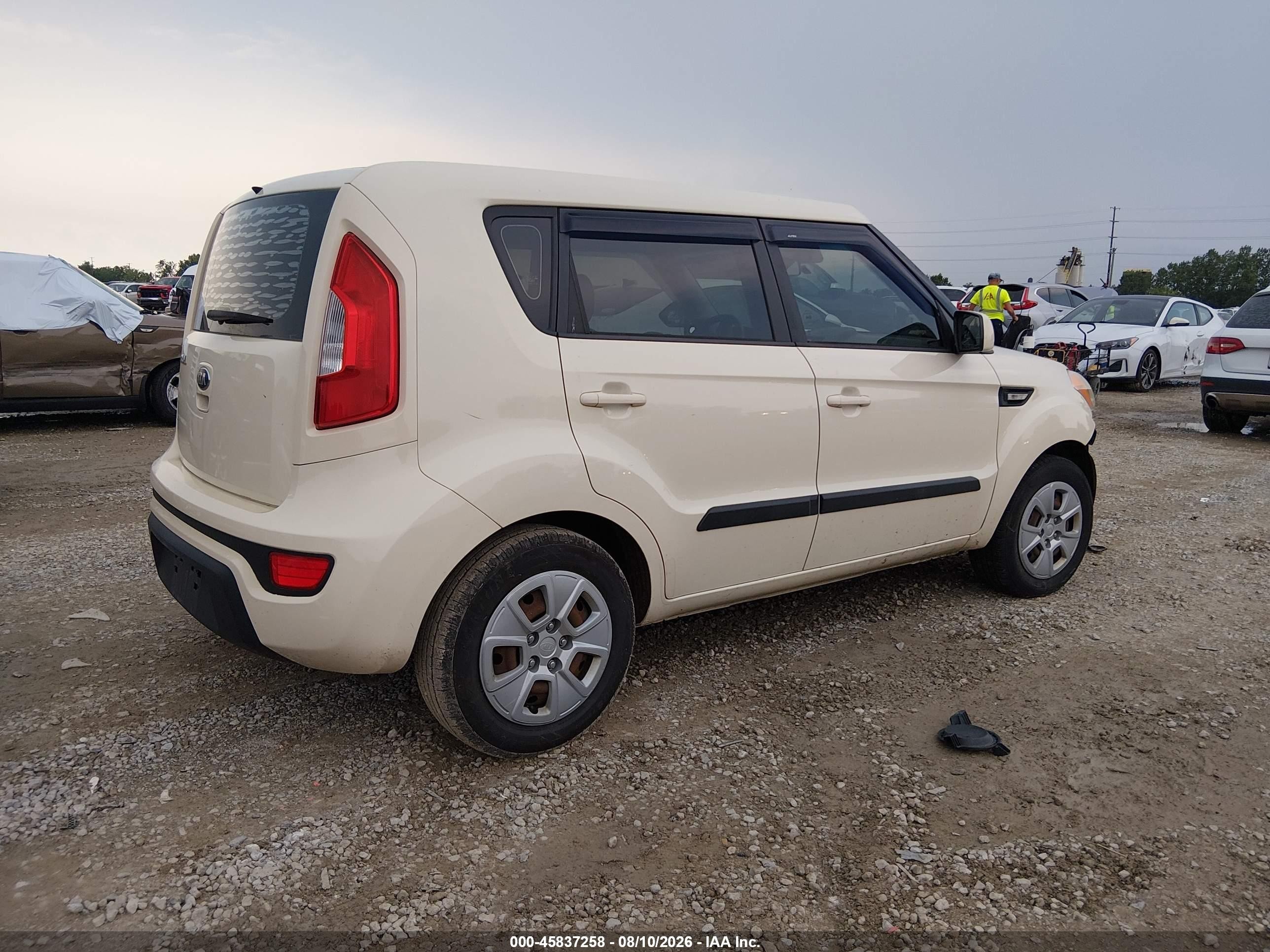 2013 Kia Soul   Beige vin: KNDJT2A54D7504663