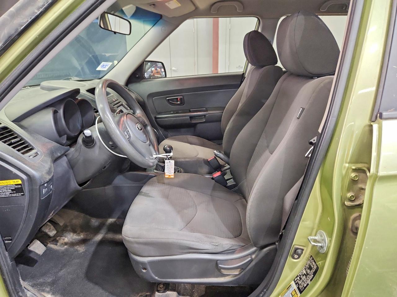 2013 Kia Soul Base Green vin: KNDJT2A54D7523178