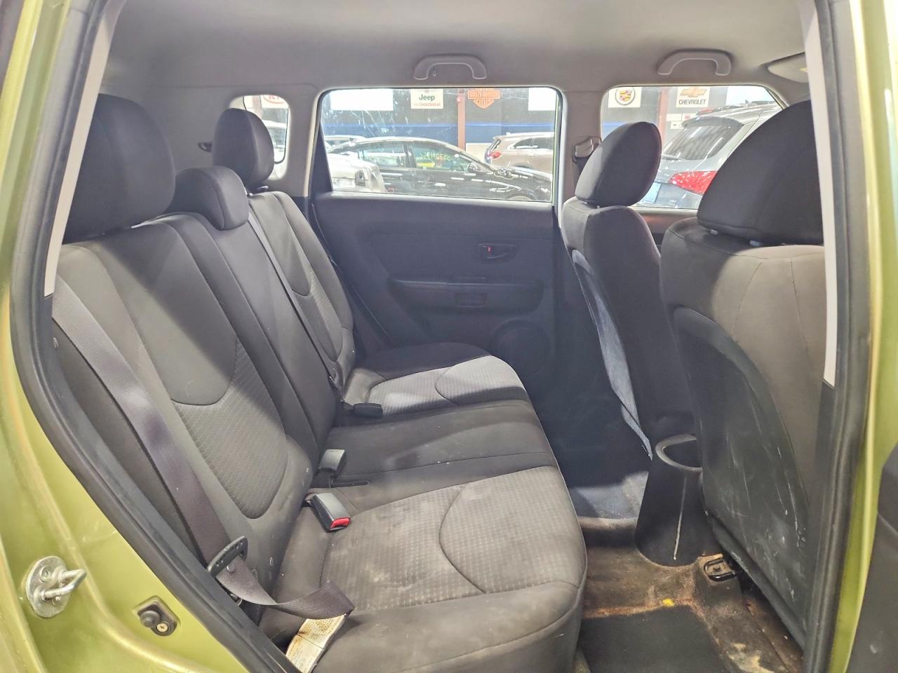 2013 Kia Soul Base Green vin: KNDJT2A54D7523178