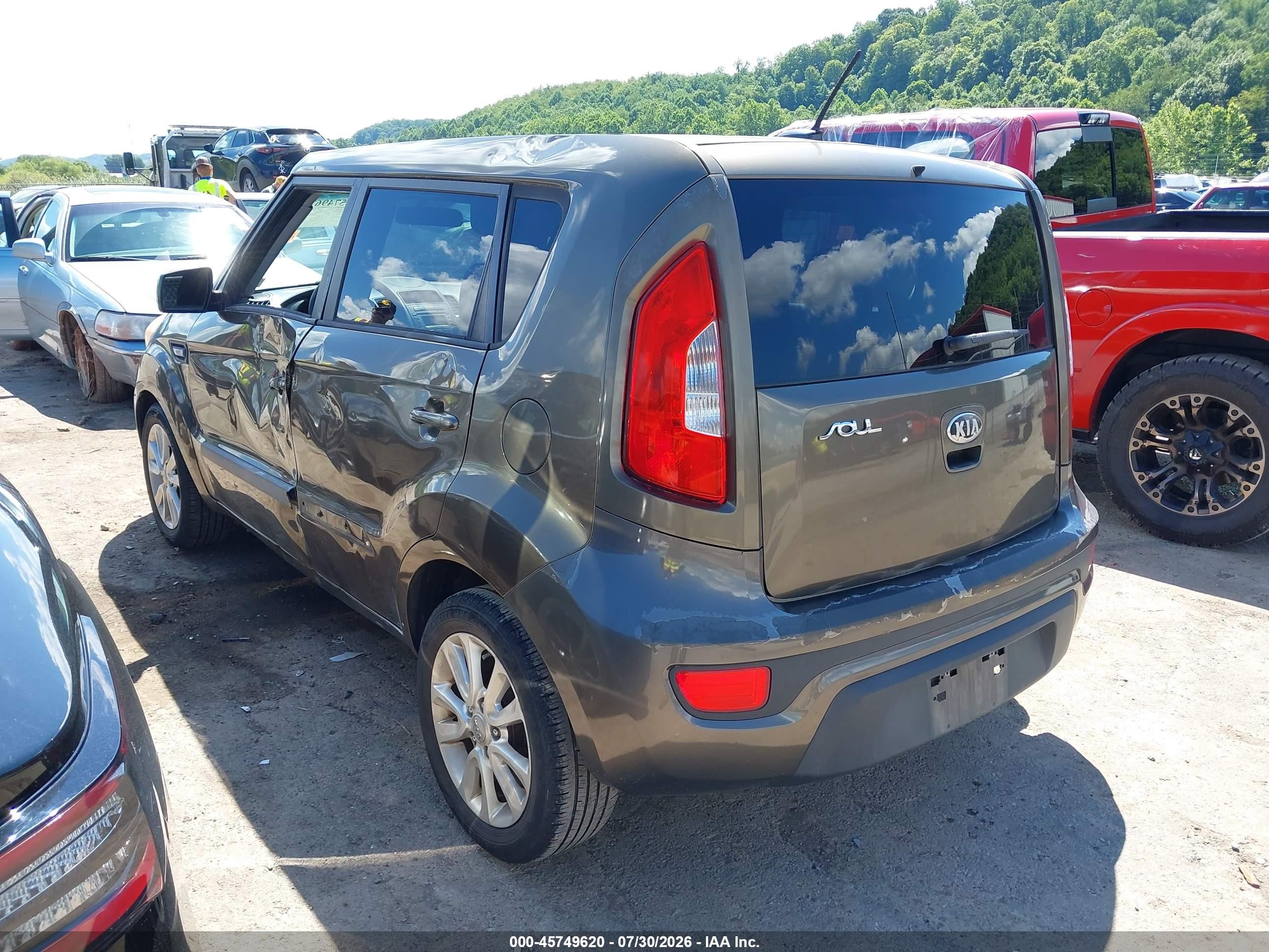 2013 Kia Soul   Зеленый vin: KNDJT2A54D7557895