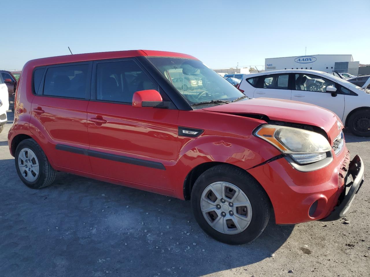 2013 Kia Soul Base Red vin: KNDJT2A54D7570484
