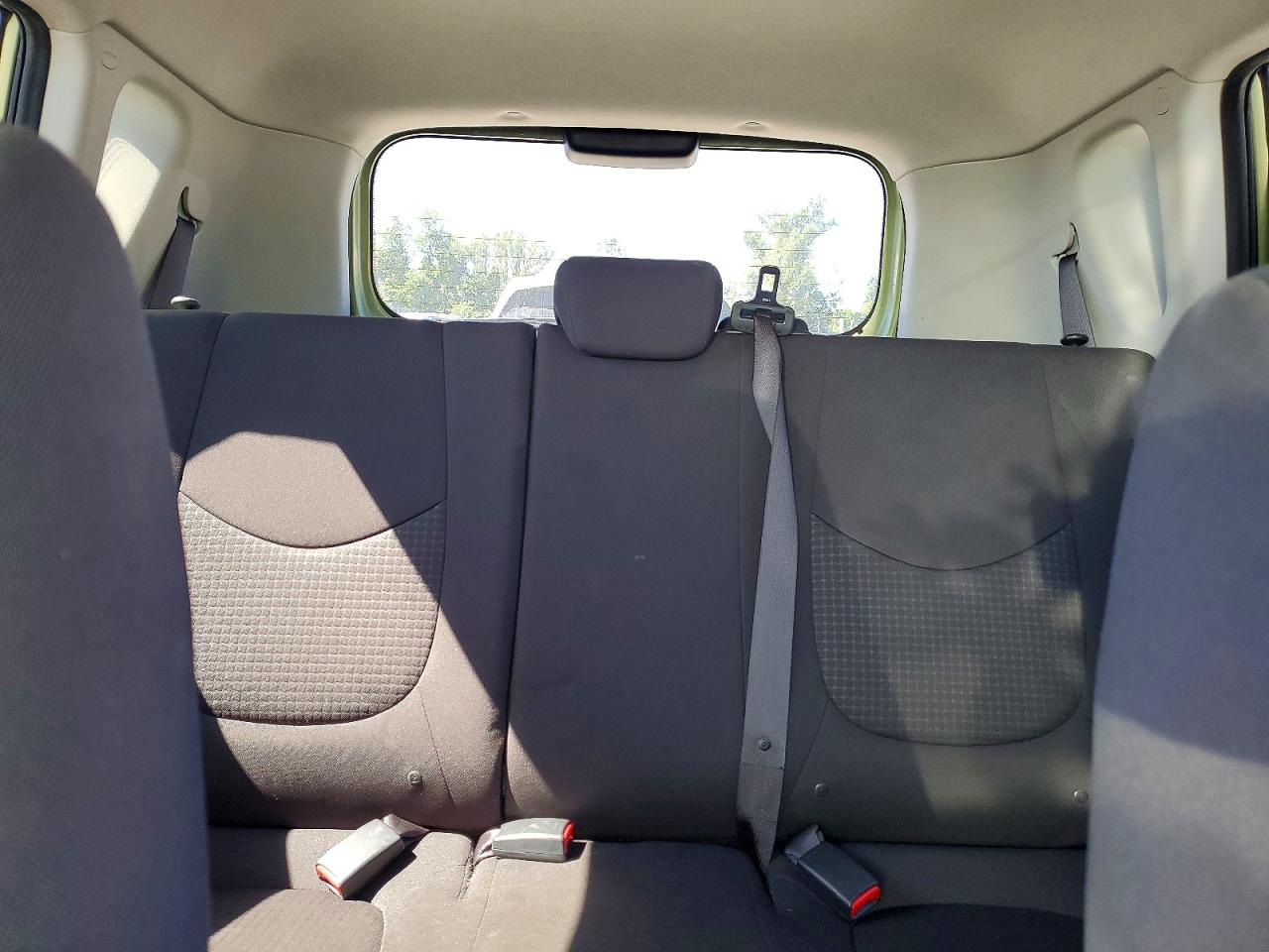 2013 Kia Soul Base Green vin: KNDJT2A54D7592808