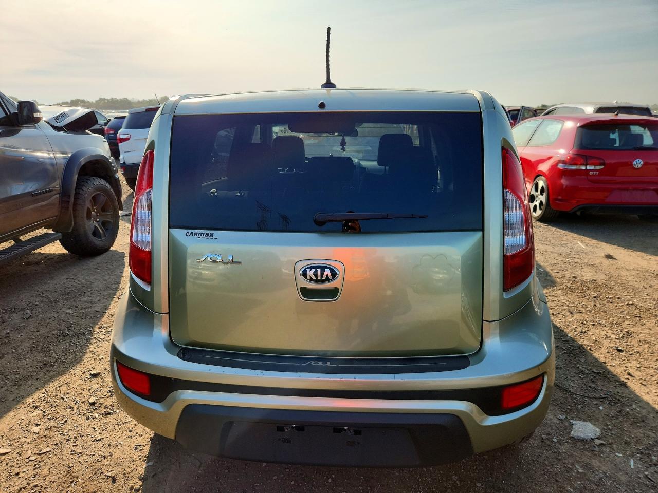 2013 Kia Soul Base Green vin: KNDJT2A54D7621255
