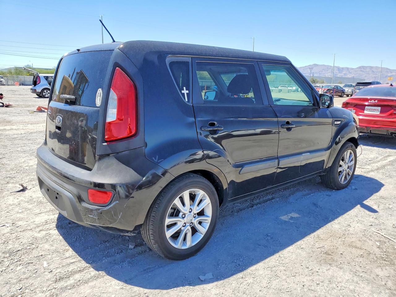 2013 Kia Soul Base Black vin: KNDJT2A54D7634314