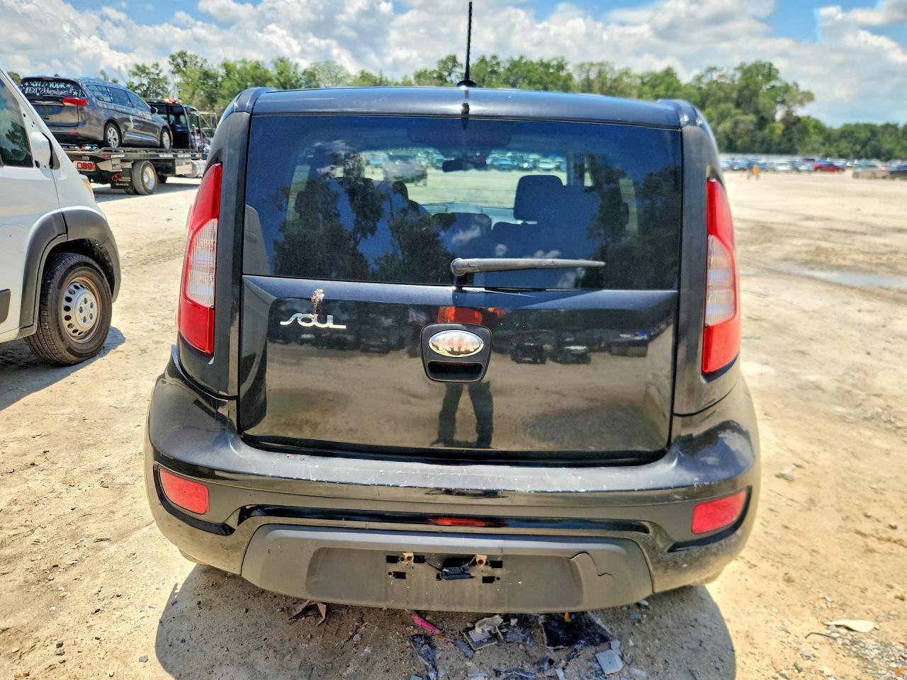 2013 Kia Soul Base Black vin: KNDJT2A54D7753349
