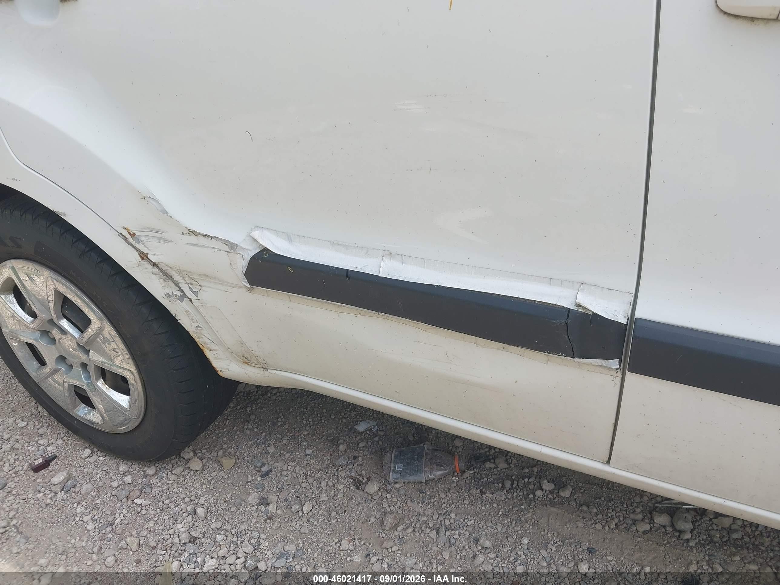 2012 Kia Soul   White vin: KNDJT2A55C7355436