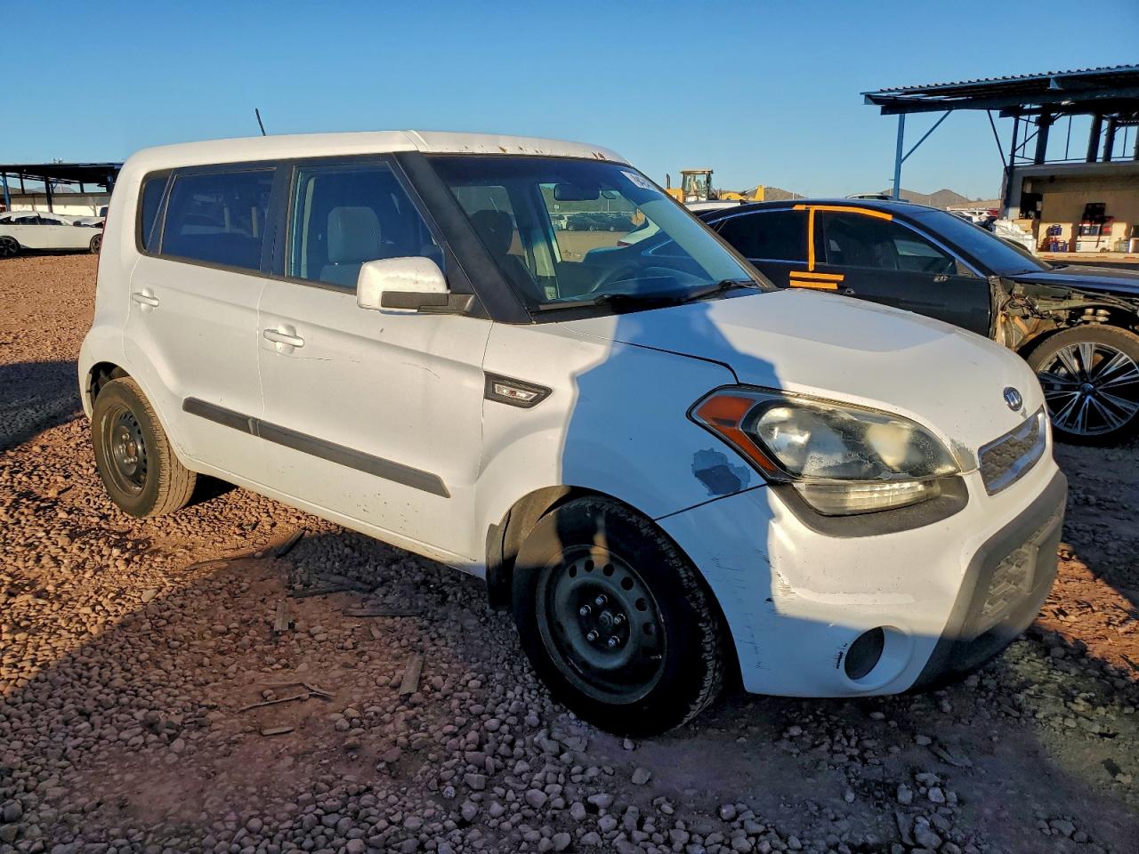 2012 Kia Soul Base White vin: KNDJT2A55C7356313