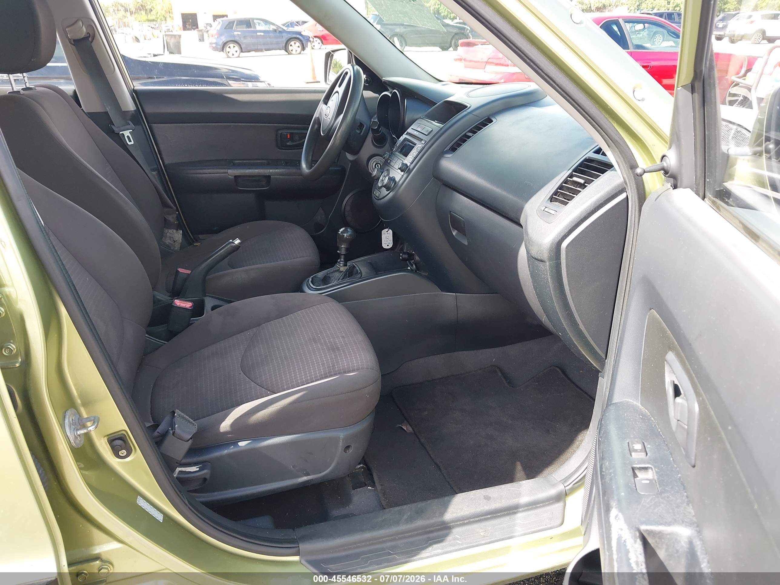 2012 Kia Soul   Green vin: KNDJT2A55C7386461