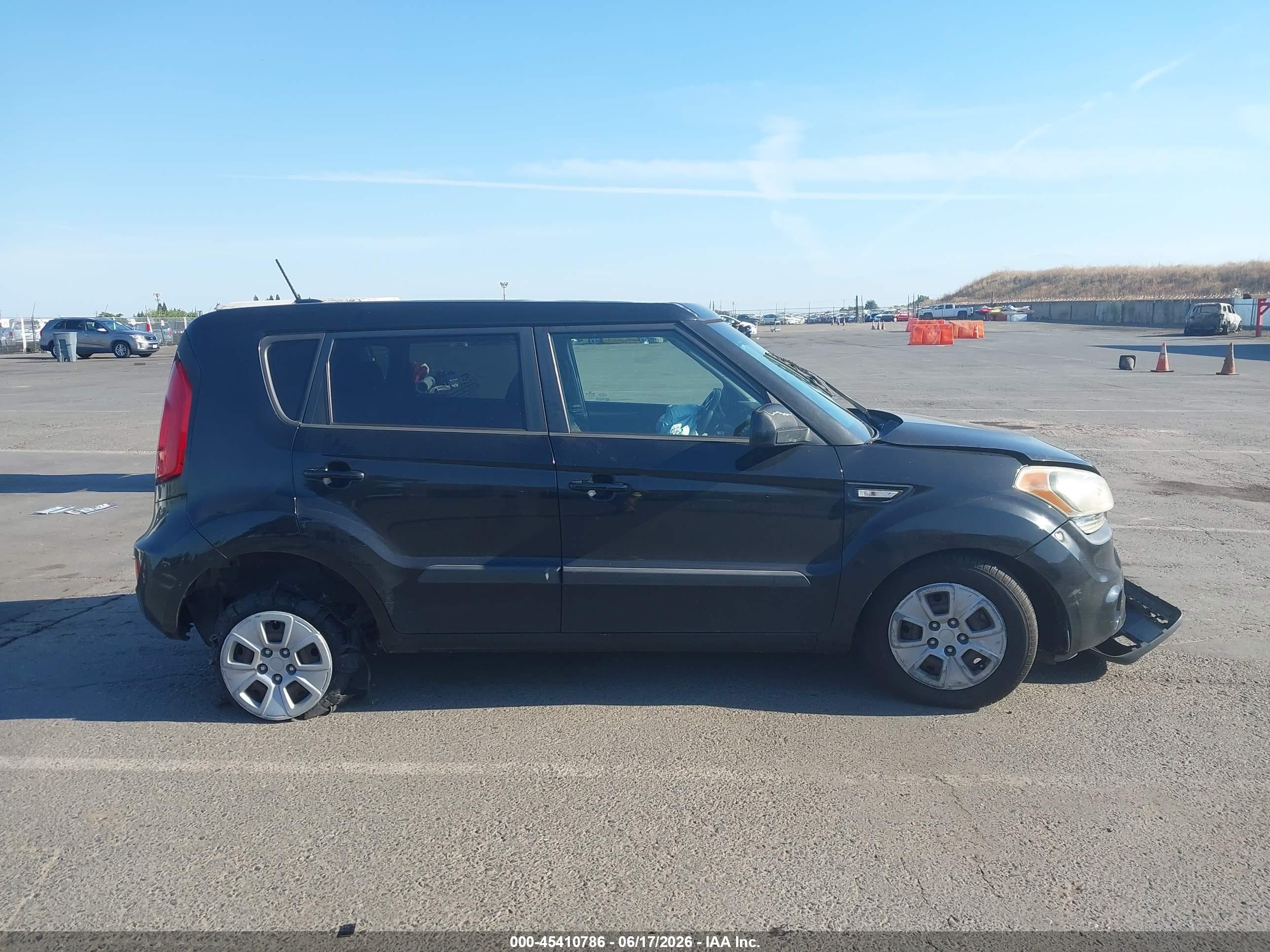 2012 Kia Soul   Black vin: KNDJT2A55C7430894