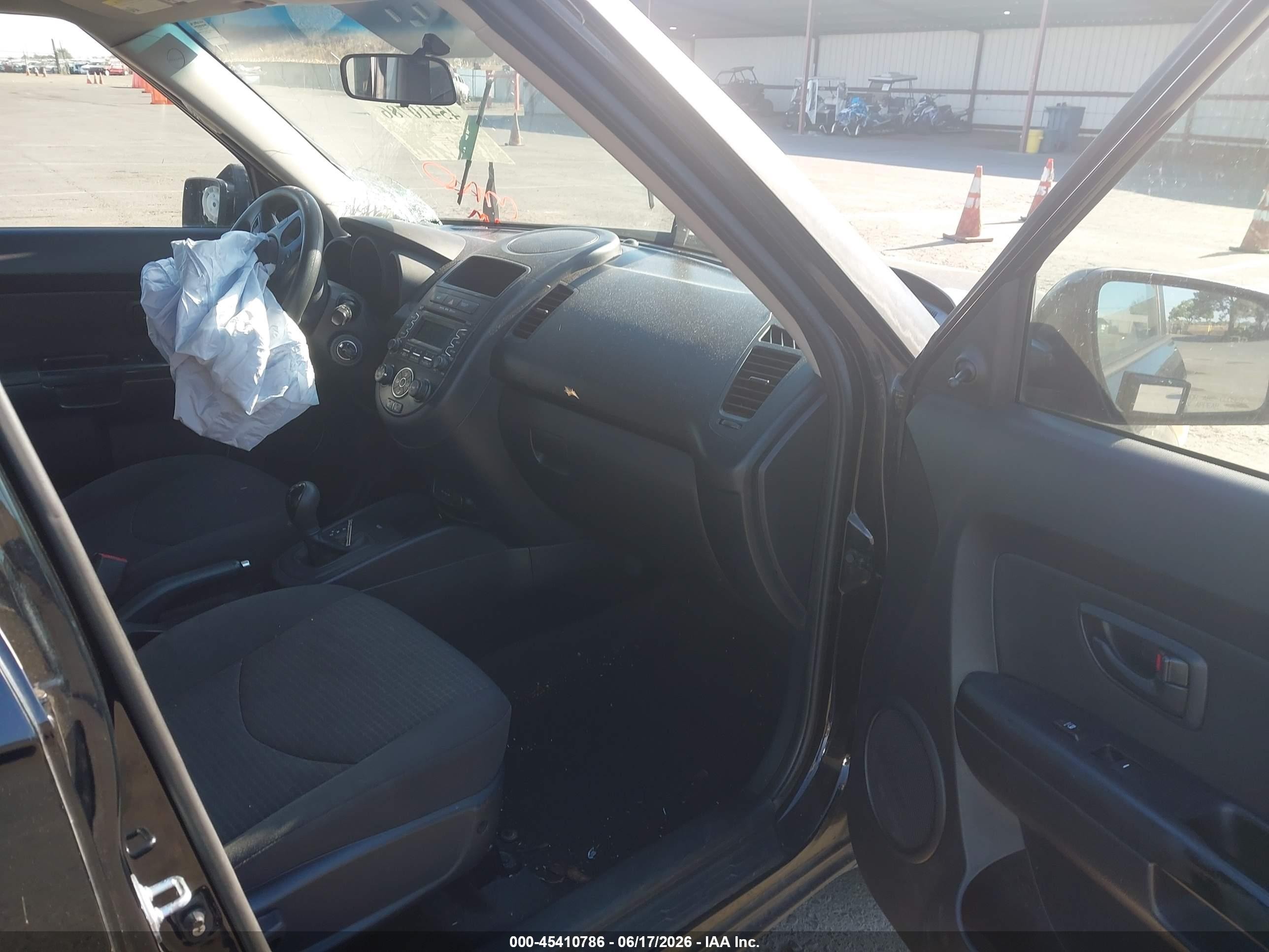 2012 Kia Soul   Black vin: KNDJT2A55C7430894