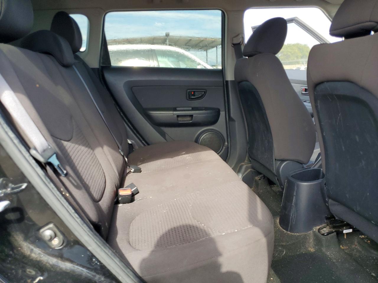 2012 Kia Soul Base Black vin: KNDJT2A55C7744903