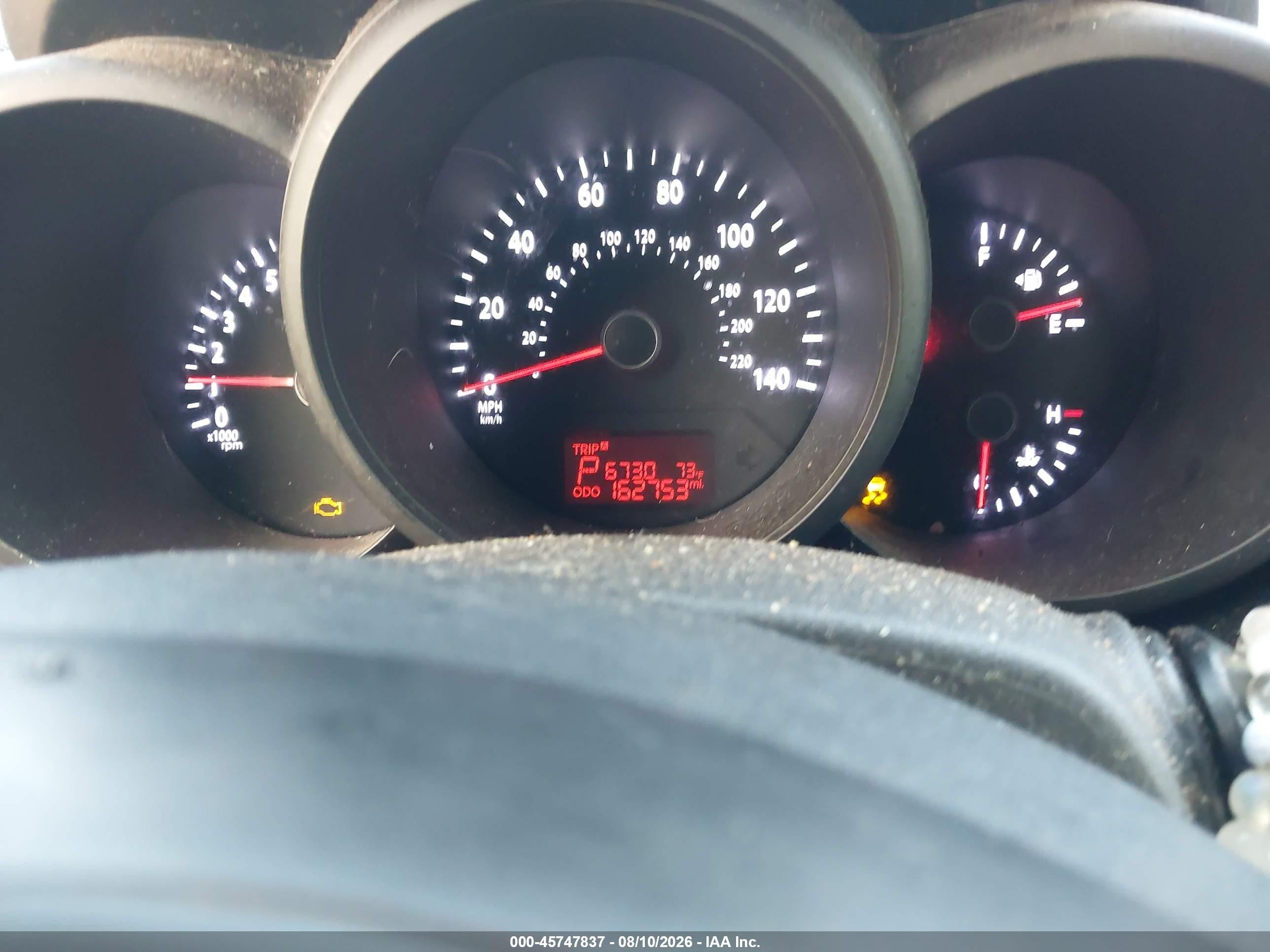 2013 Kia Soul   Серебряный vin: KNDJT2A55D7494208