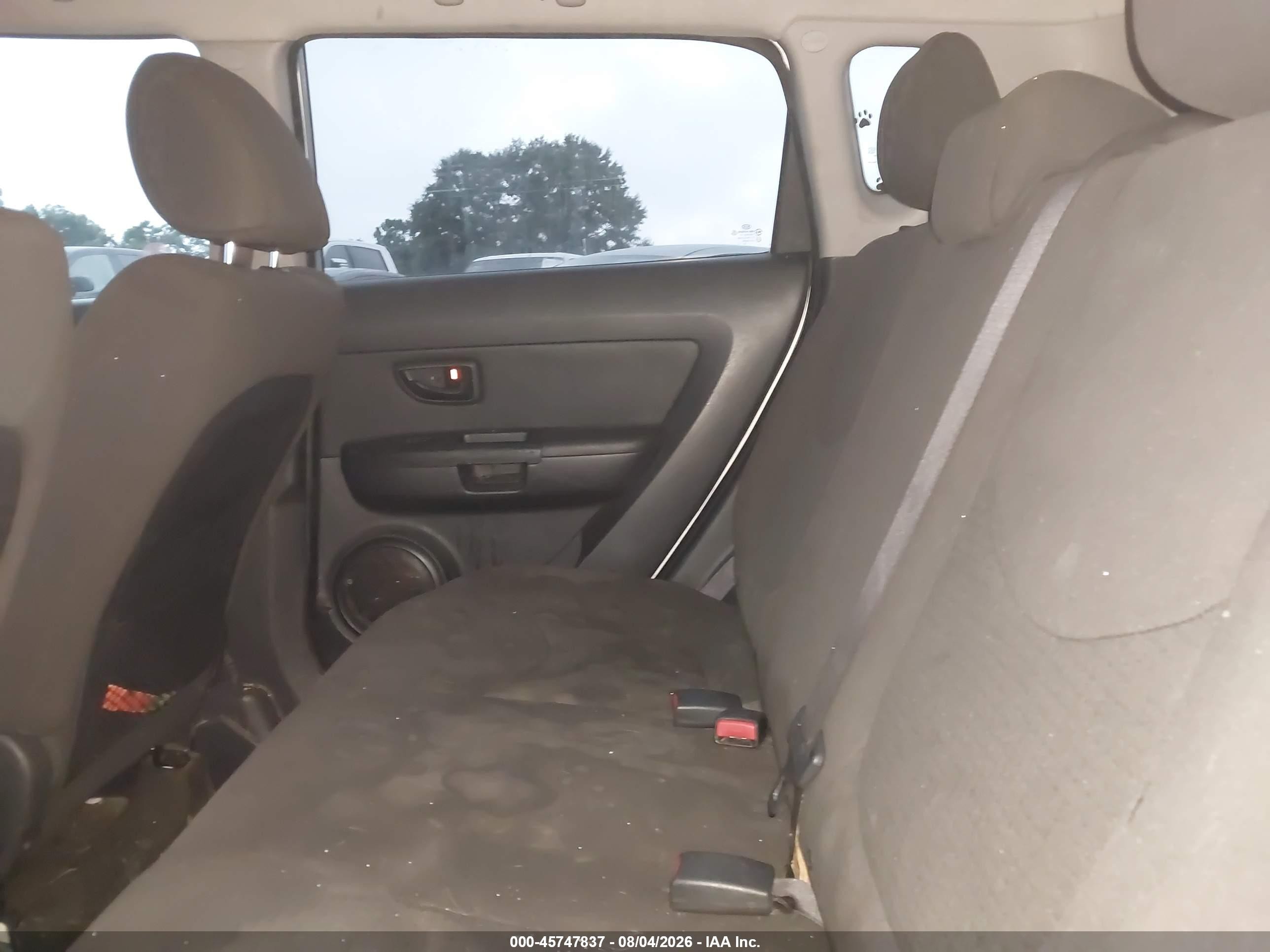 2013 Kia Soul   Серебряный vin: KNDJT2A55D7494208