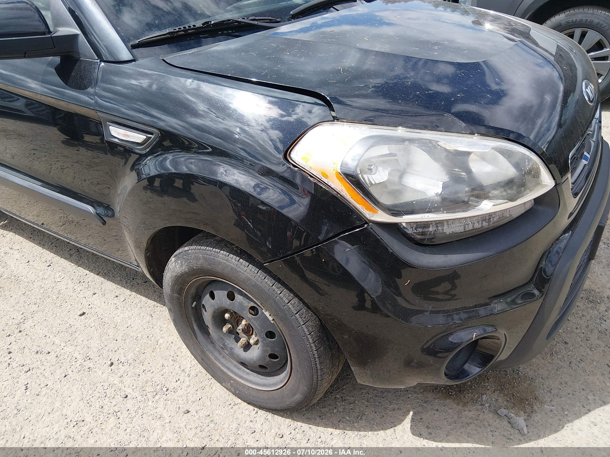 2013 Kia Soul   Black vin: KNDJT2A55D7495083